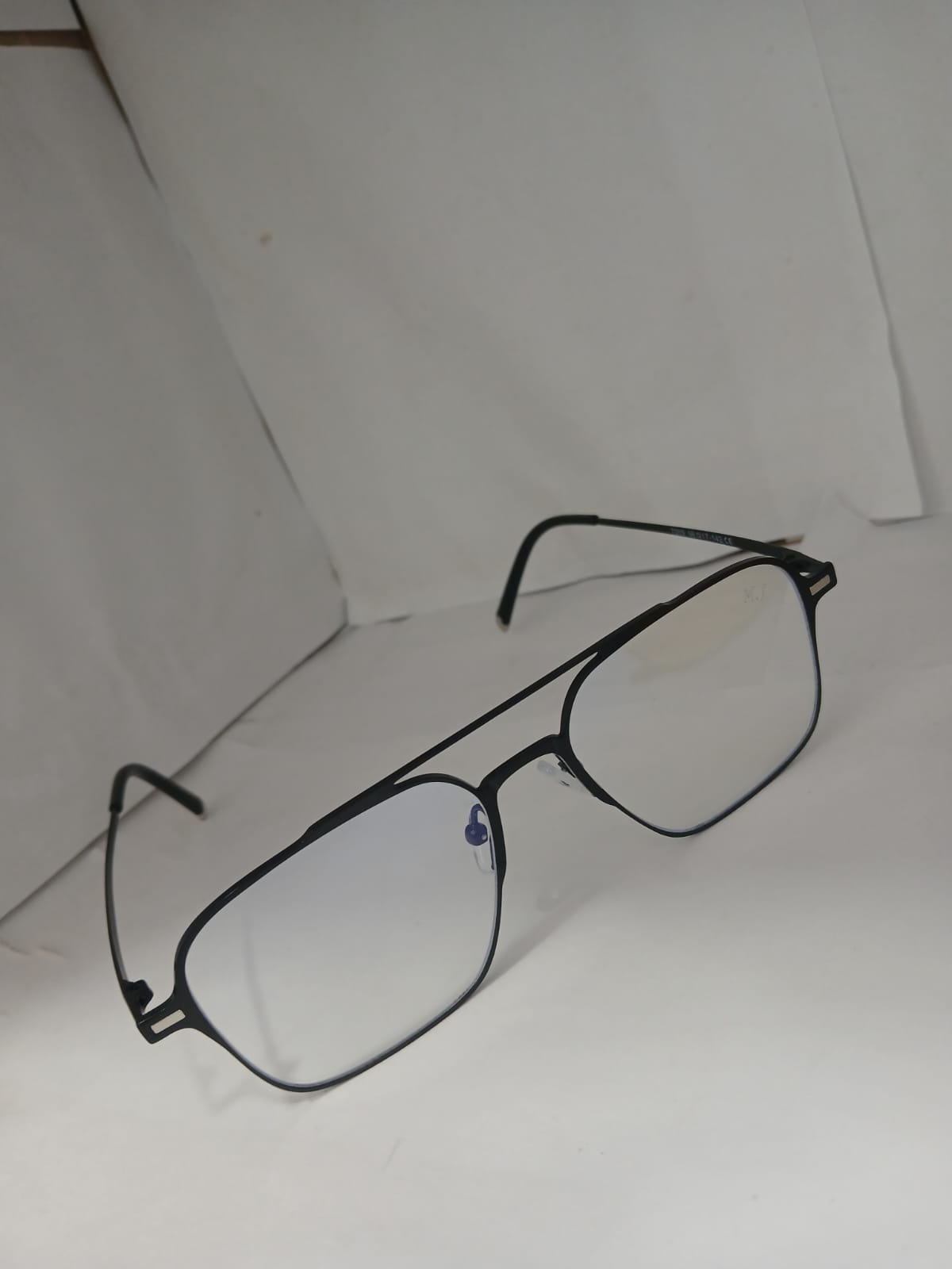 EYEGLASS - Black