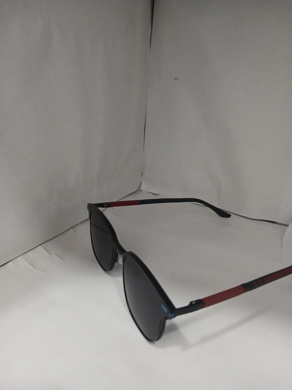 EYEGLASS - Black Thumbnail