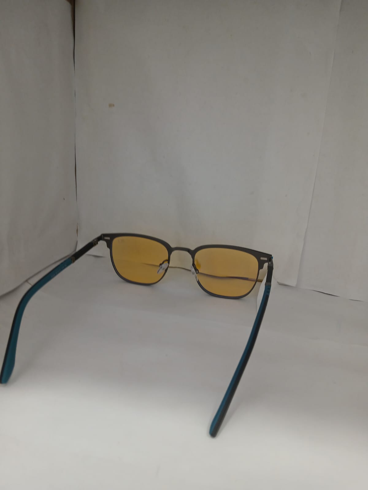 EYEGLASS - Gray Thumbnail