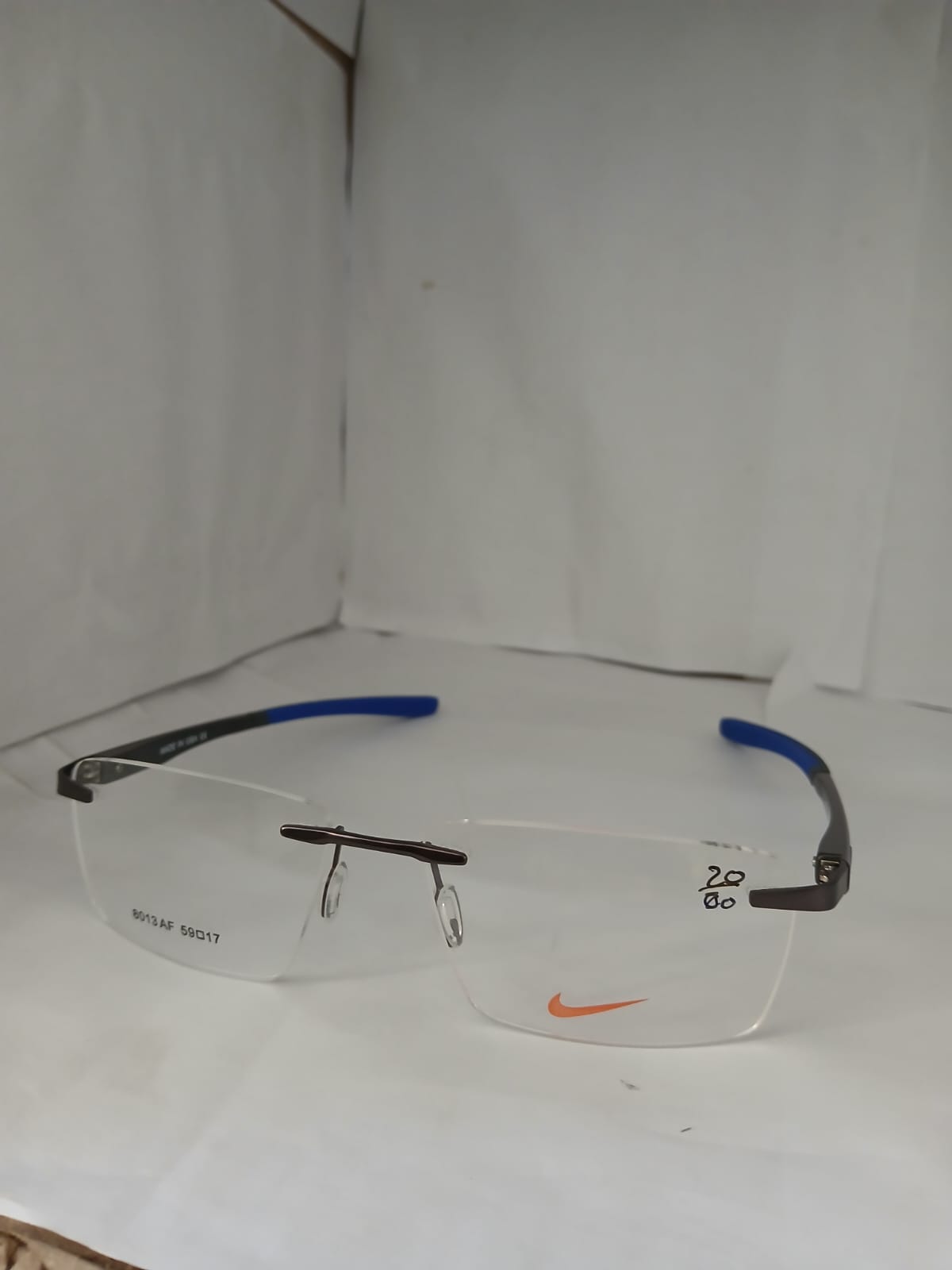 EYEGLASS - Black Thumbnail