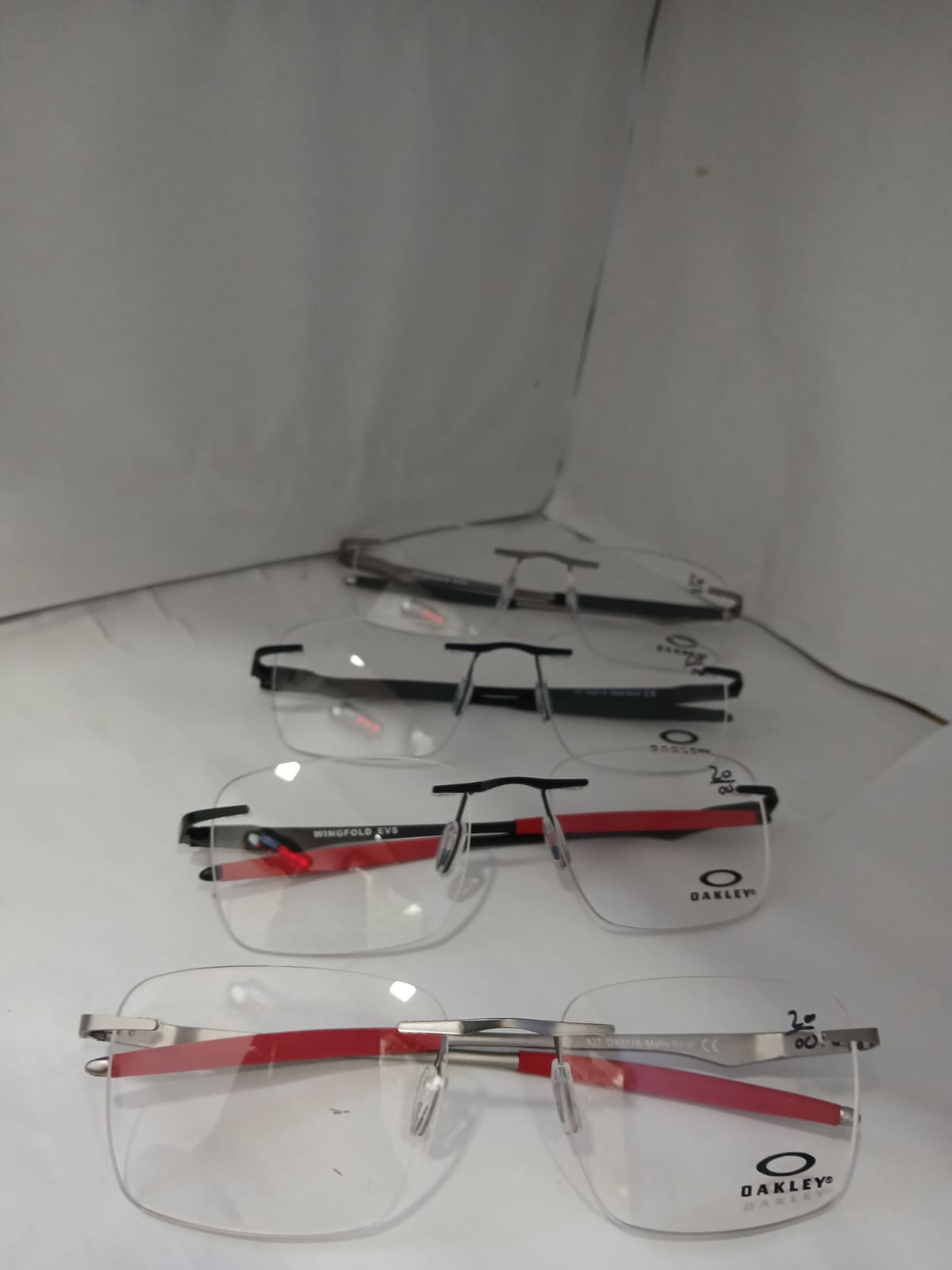 EYEGLASS - Black Thumbnail