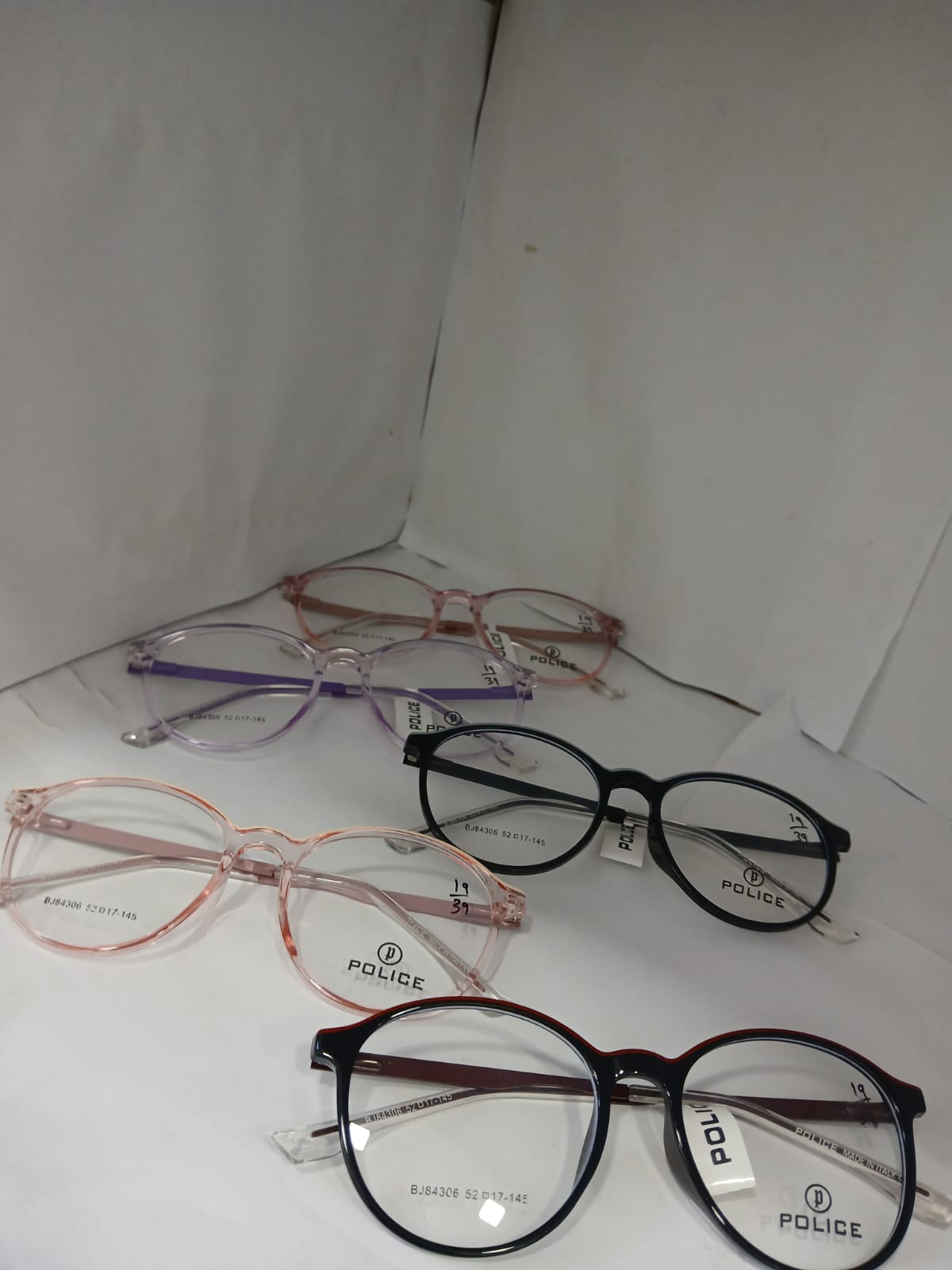 EYEGLASS