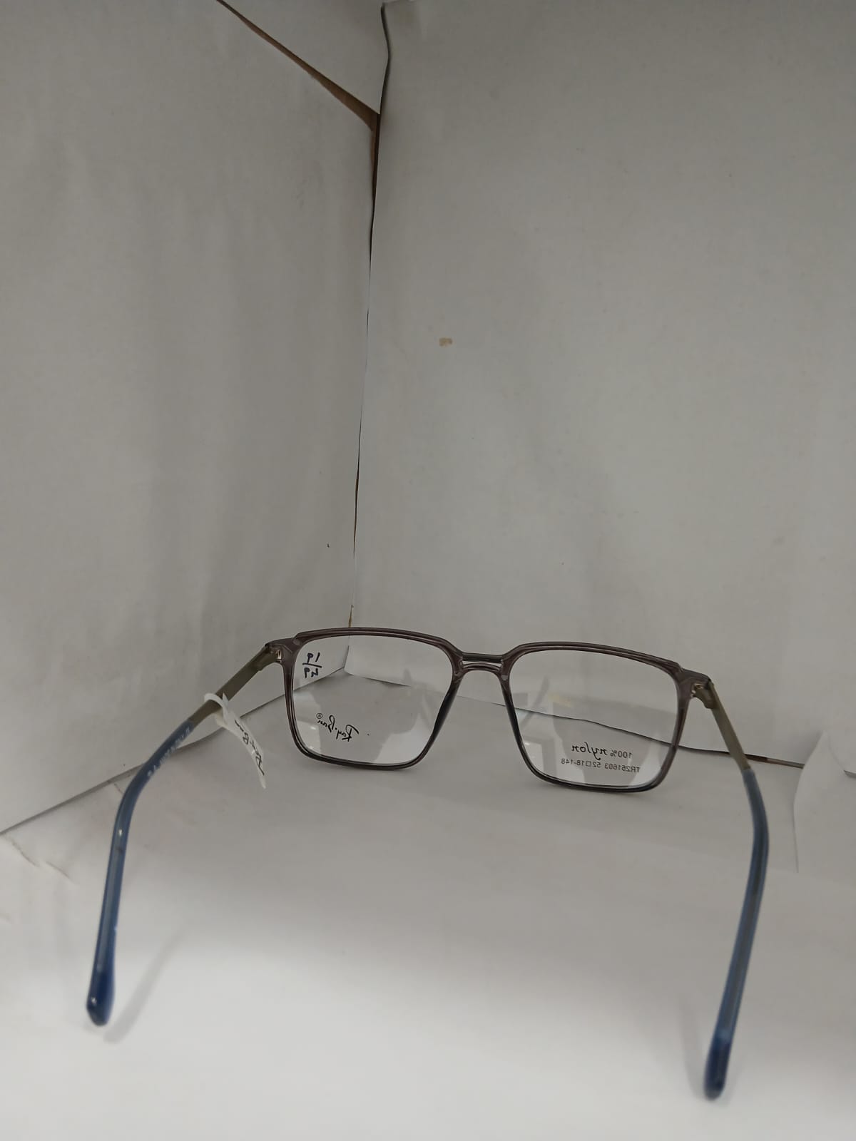 EYEGLASS - GRAY Thumbnail