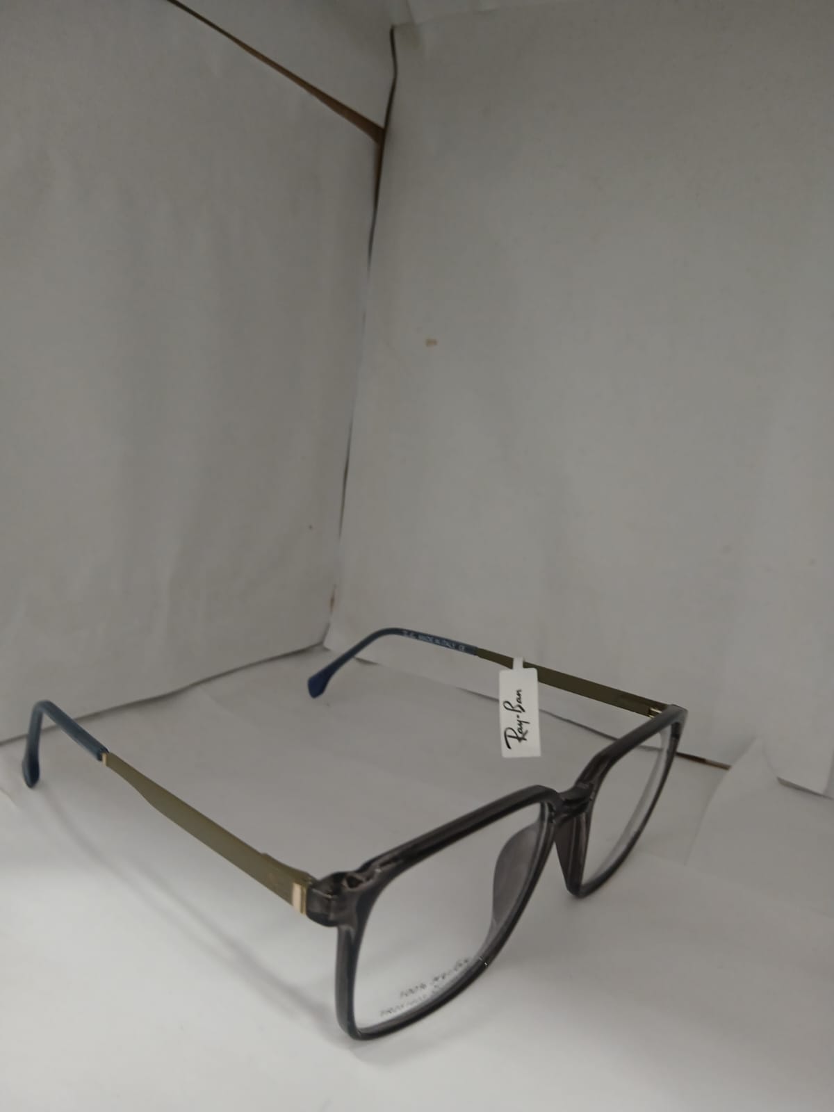 EYEGLASS - GRAY Thumbnail