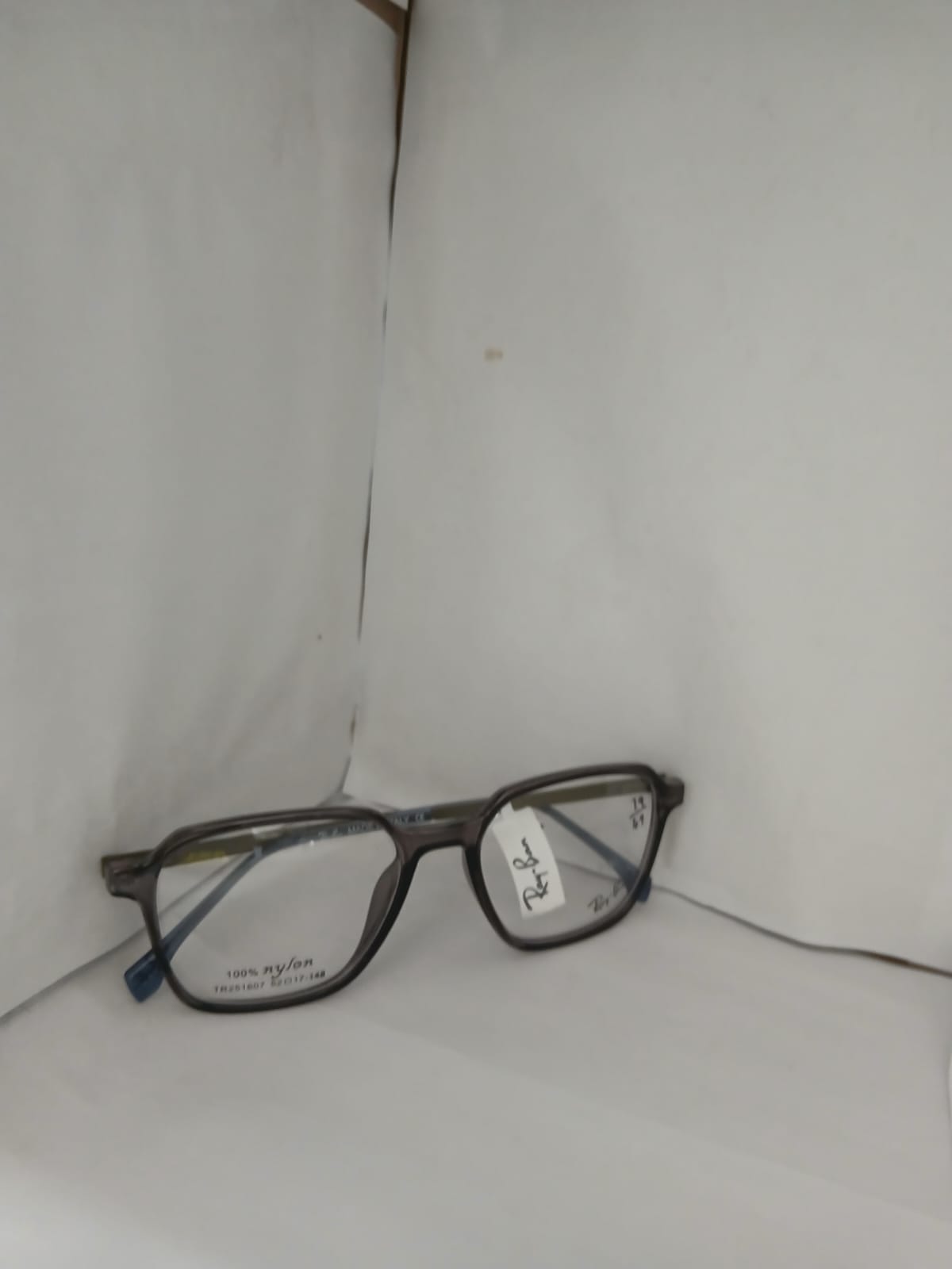 EYEGLASS - BLACK Thumbnail