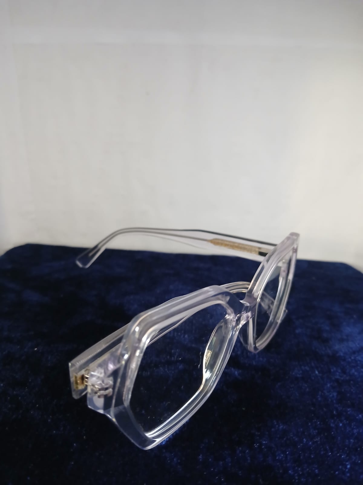 EYEGLASS - White Thumbnail