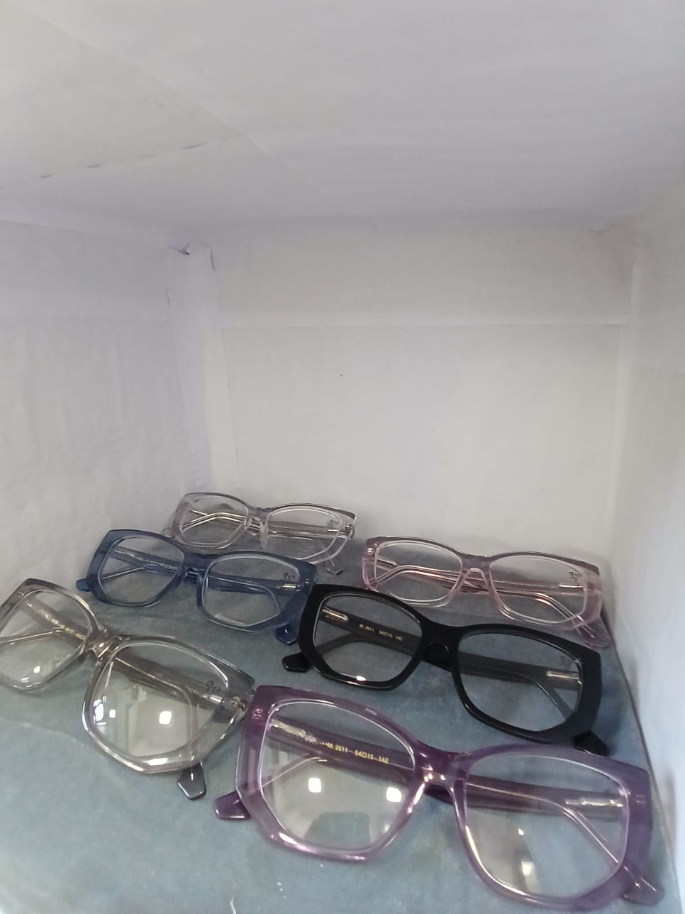 EYEGLASS - BLACK Thumbnail