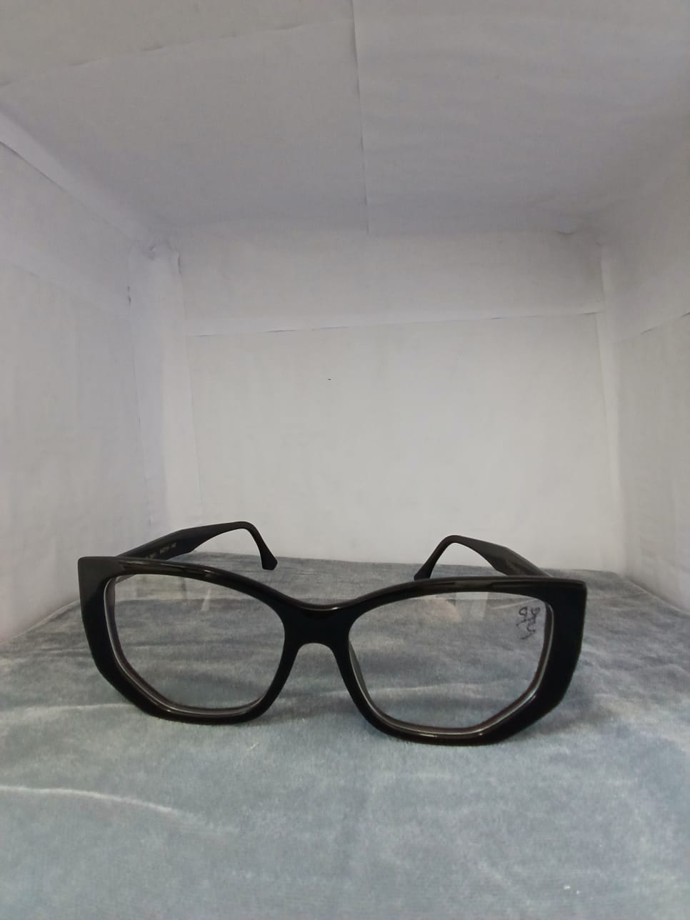 EYEGLASS - BLACK Thumbnail