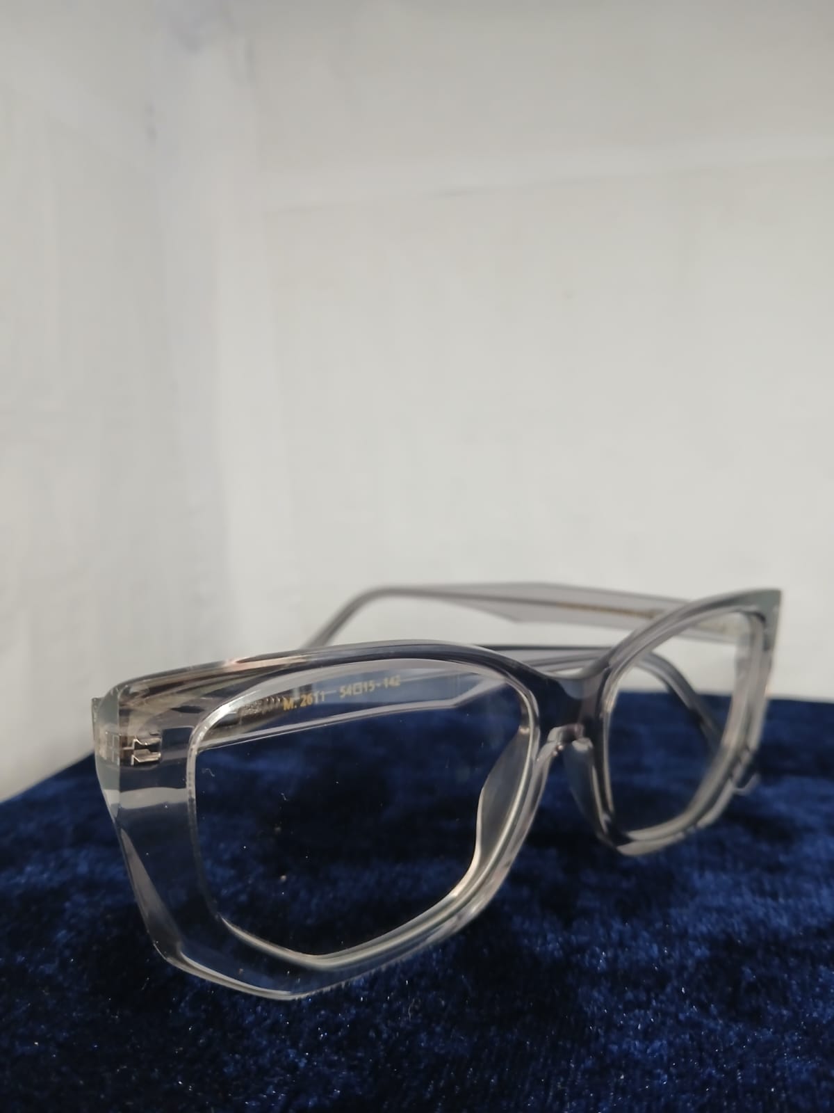EYEGLASS - GRAY Thumbnail