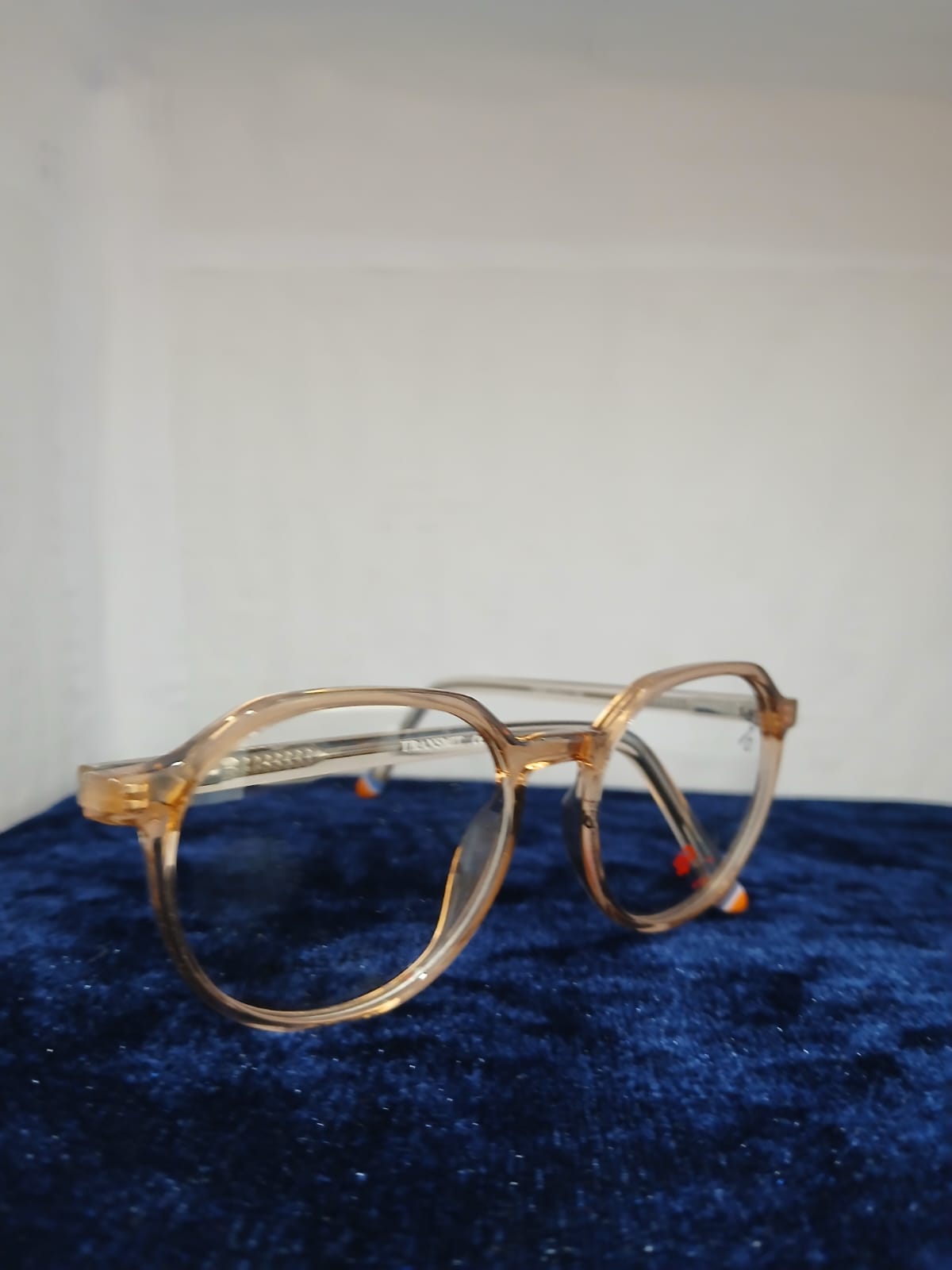 EYEGLASS - Orange Thumbnail