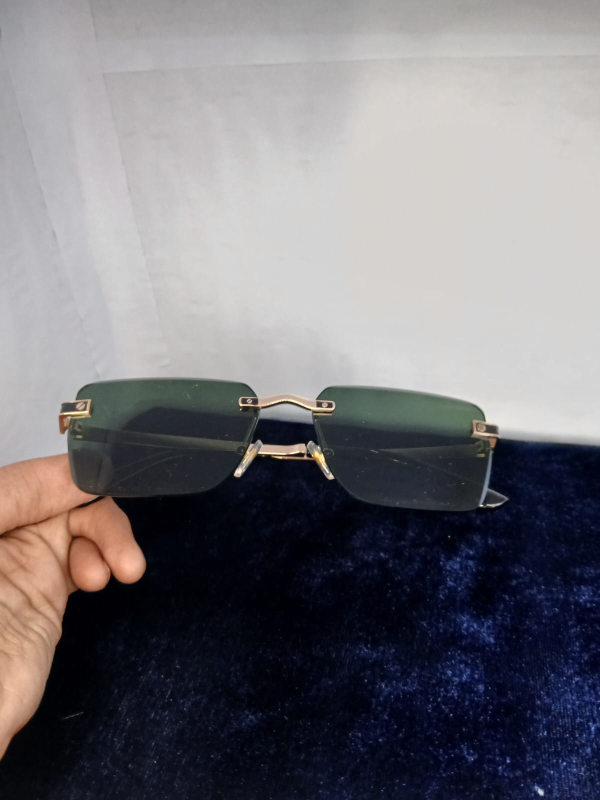 sunglasses - Gold Thumbnail