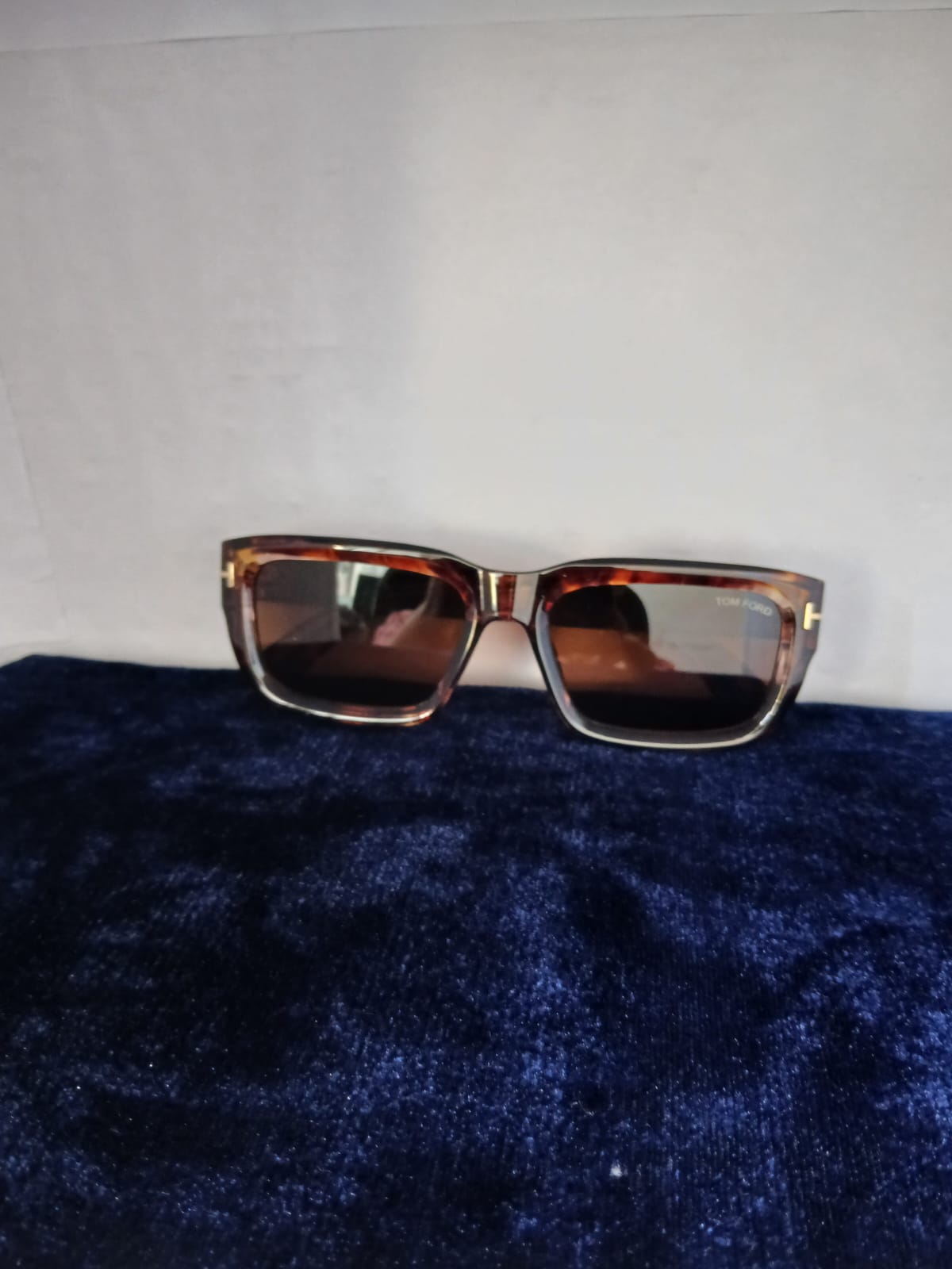 sunglasses - Brown Thumbnail
