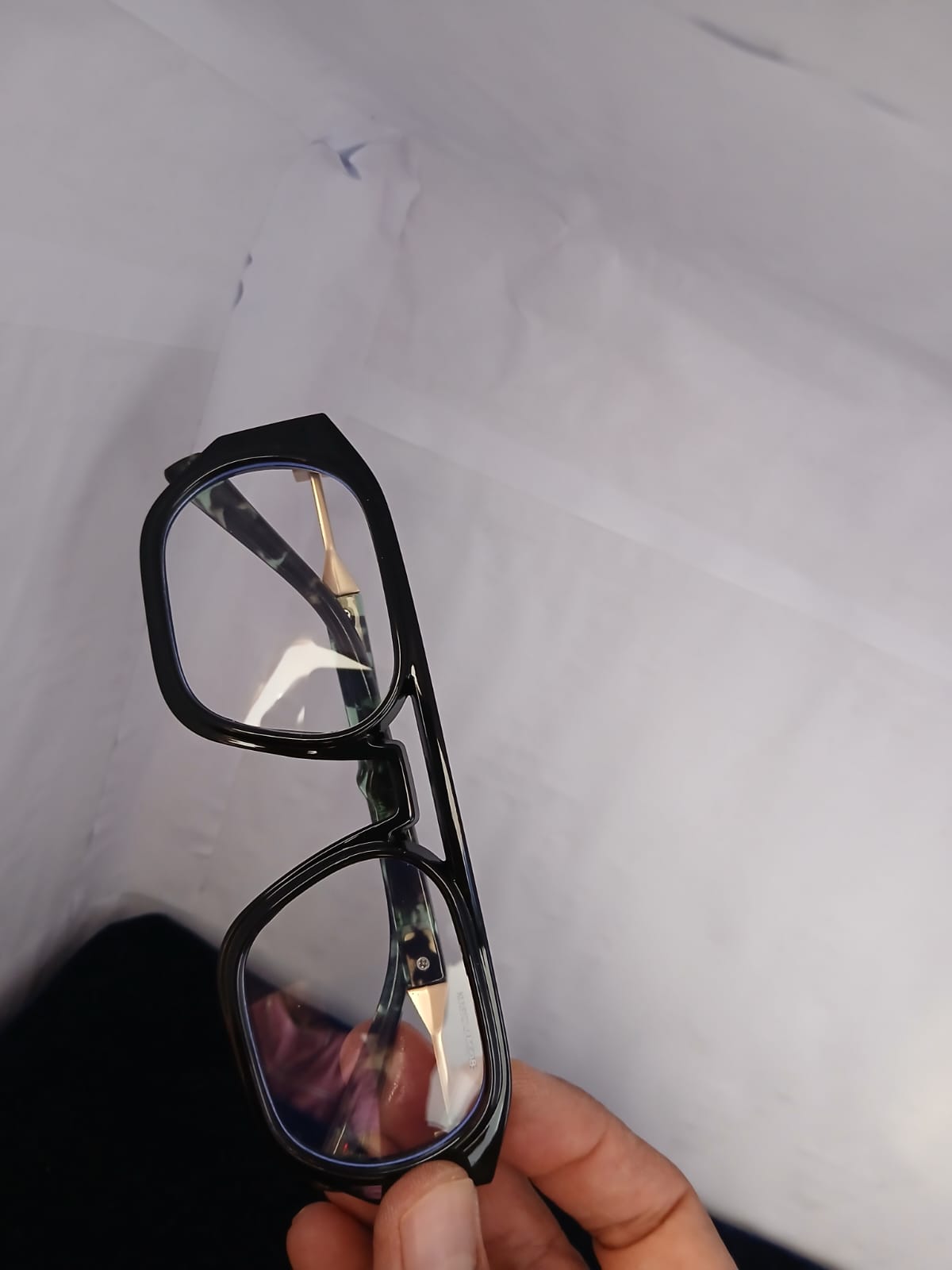 sunglasses - Black Thumbnail