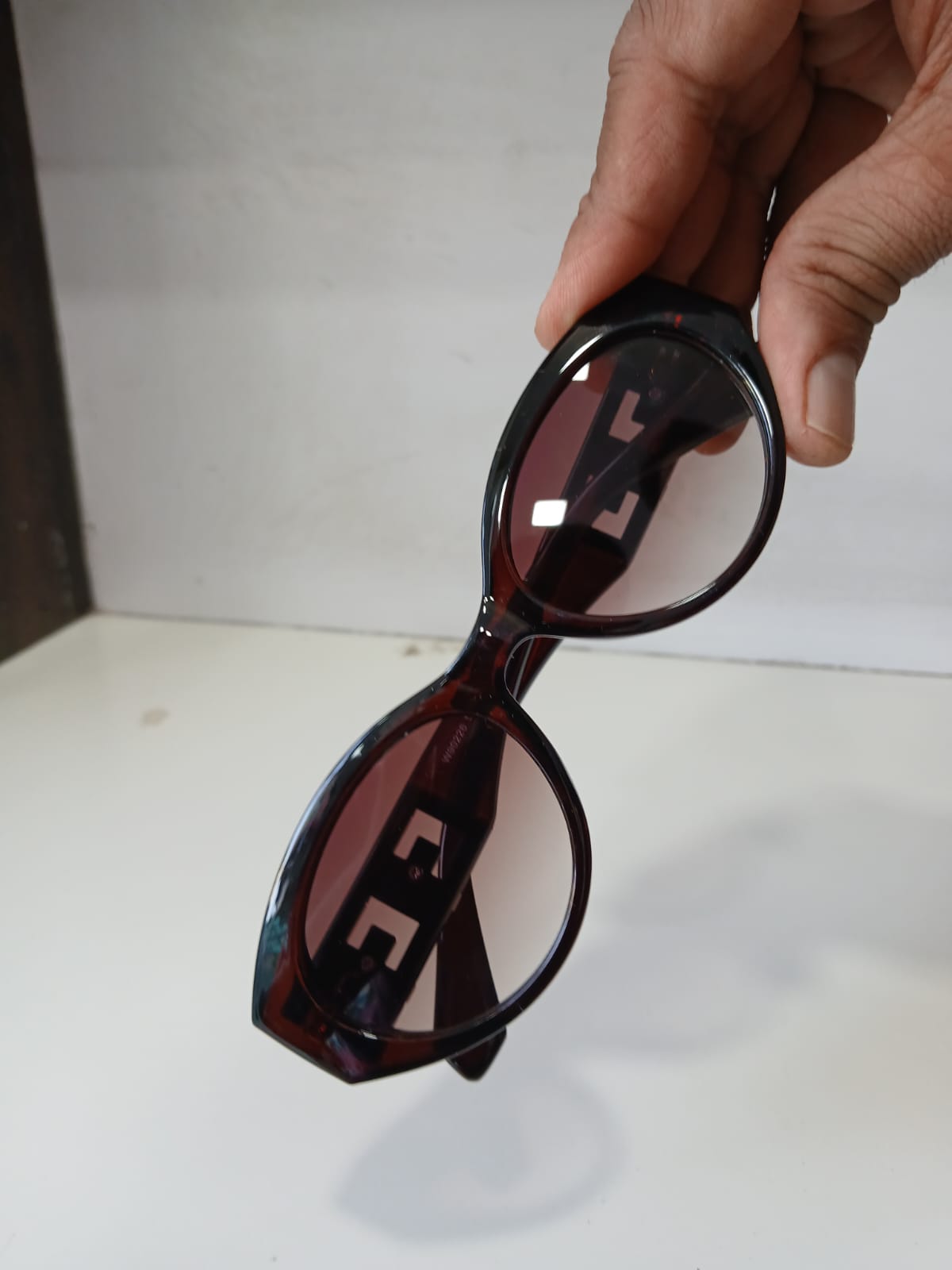 sunglasses - Brown Thumbnail