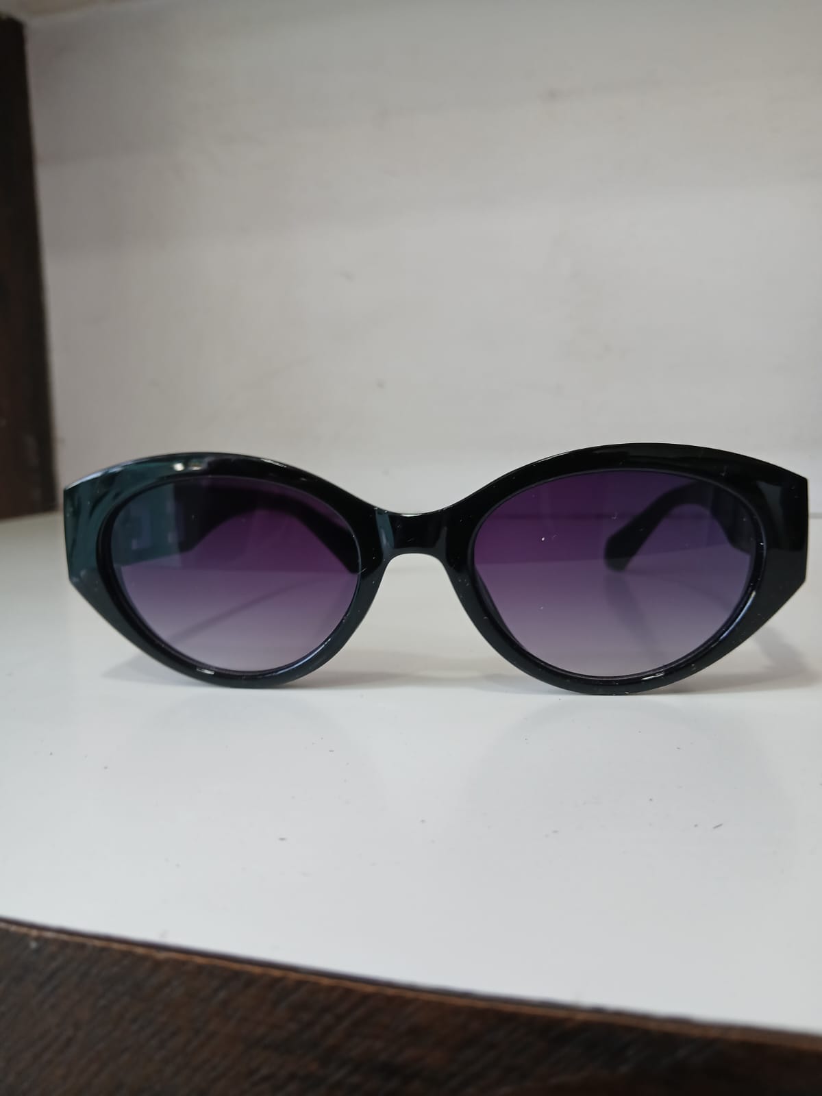 sunglasses - Black Thumbnail