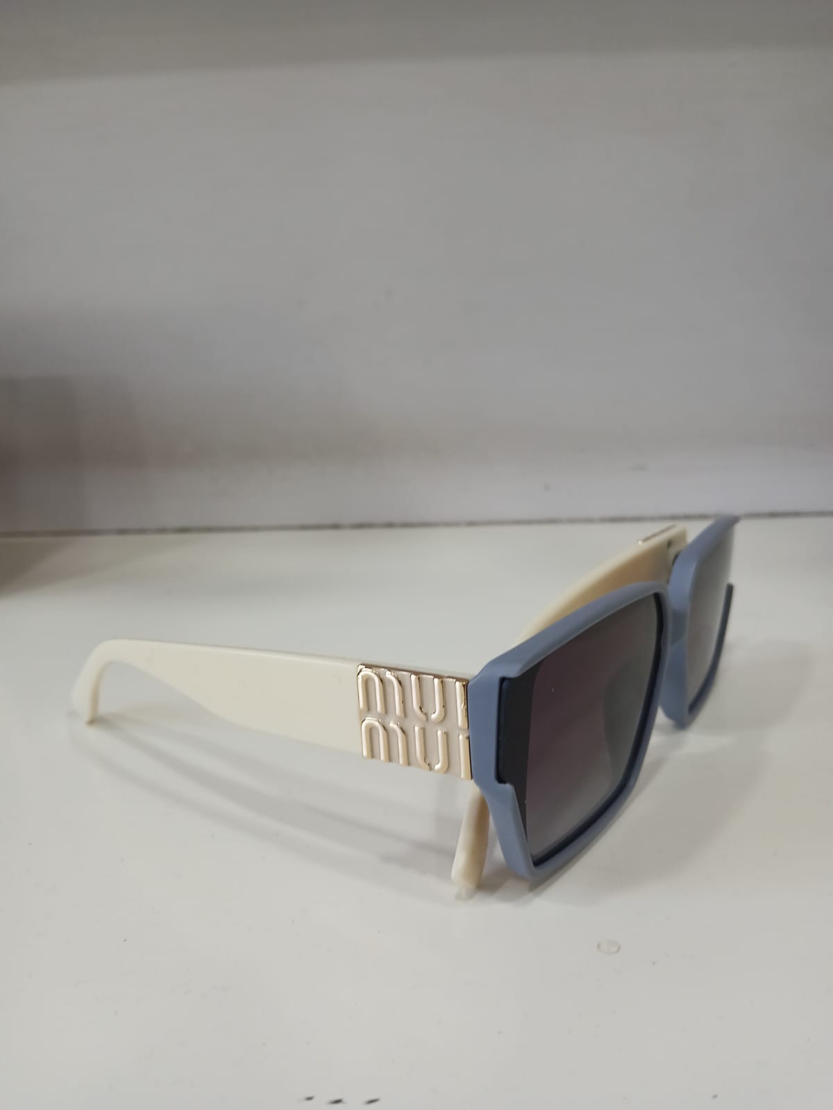 sunglasses - Gray Thumbnail