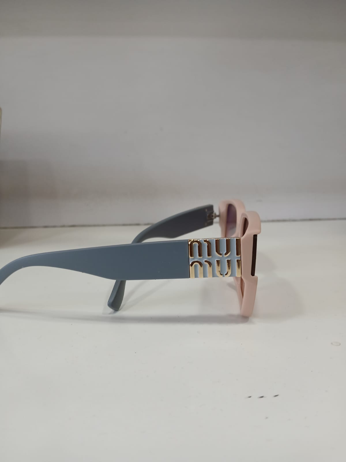 sunglasses - Pink Thumbnail
