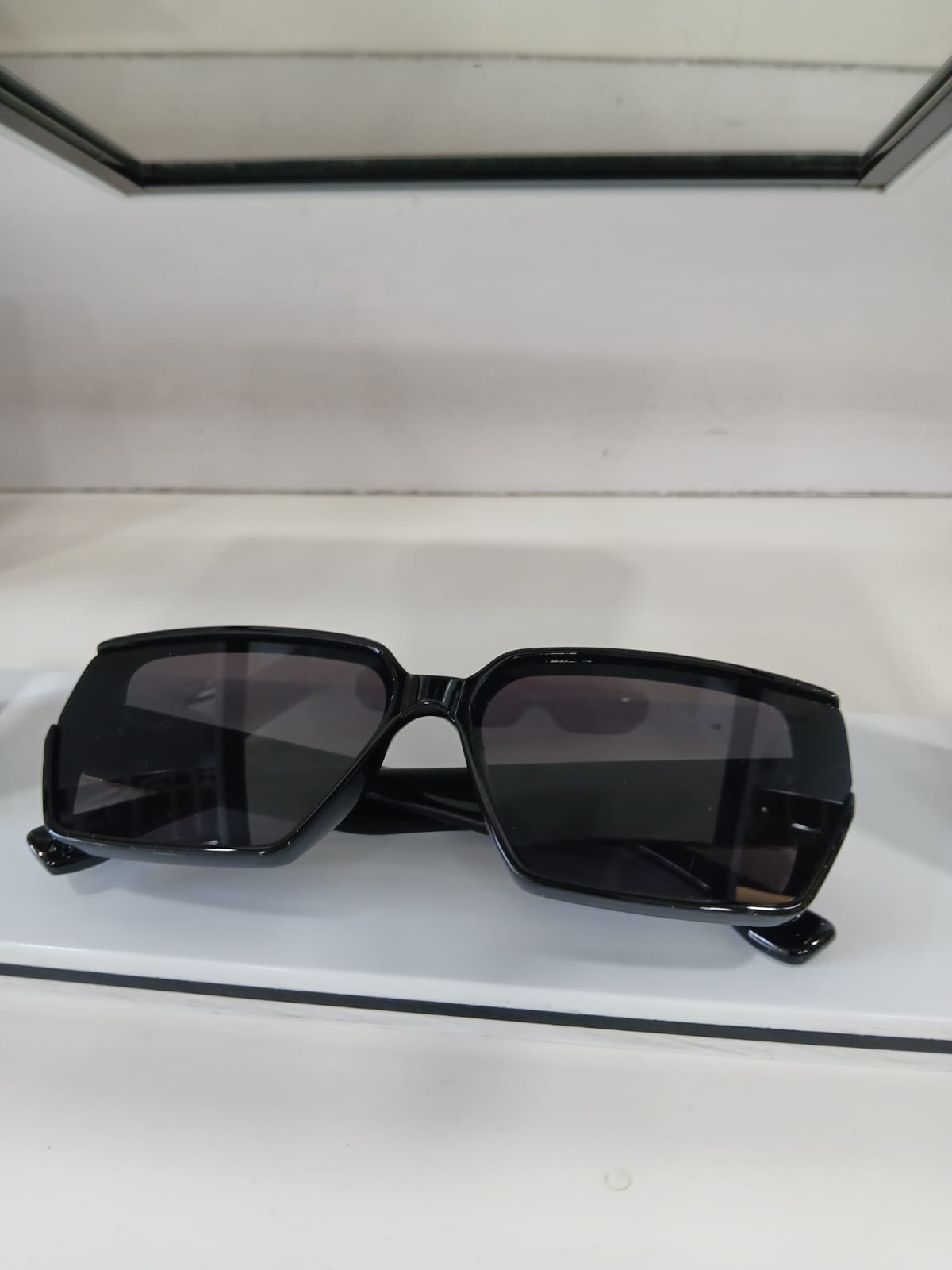 sunglasses - Black Thumbnail