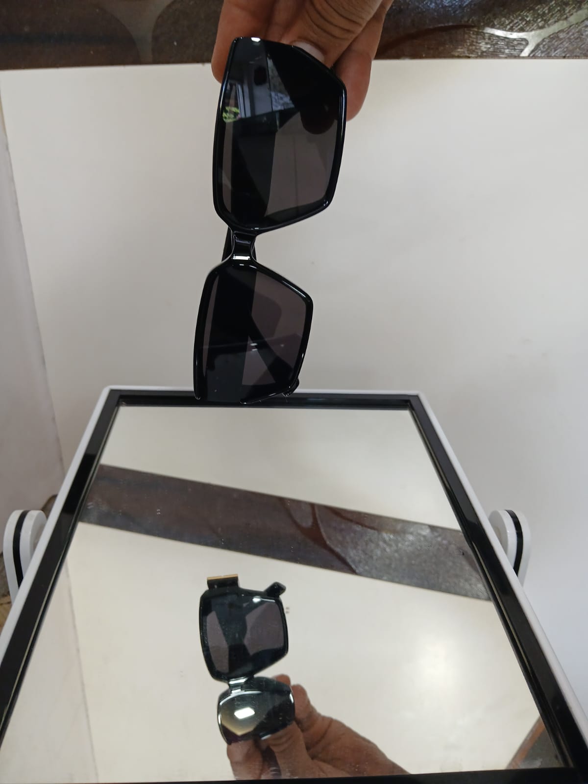 sunglasses - Black Thumbnail