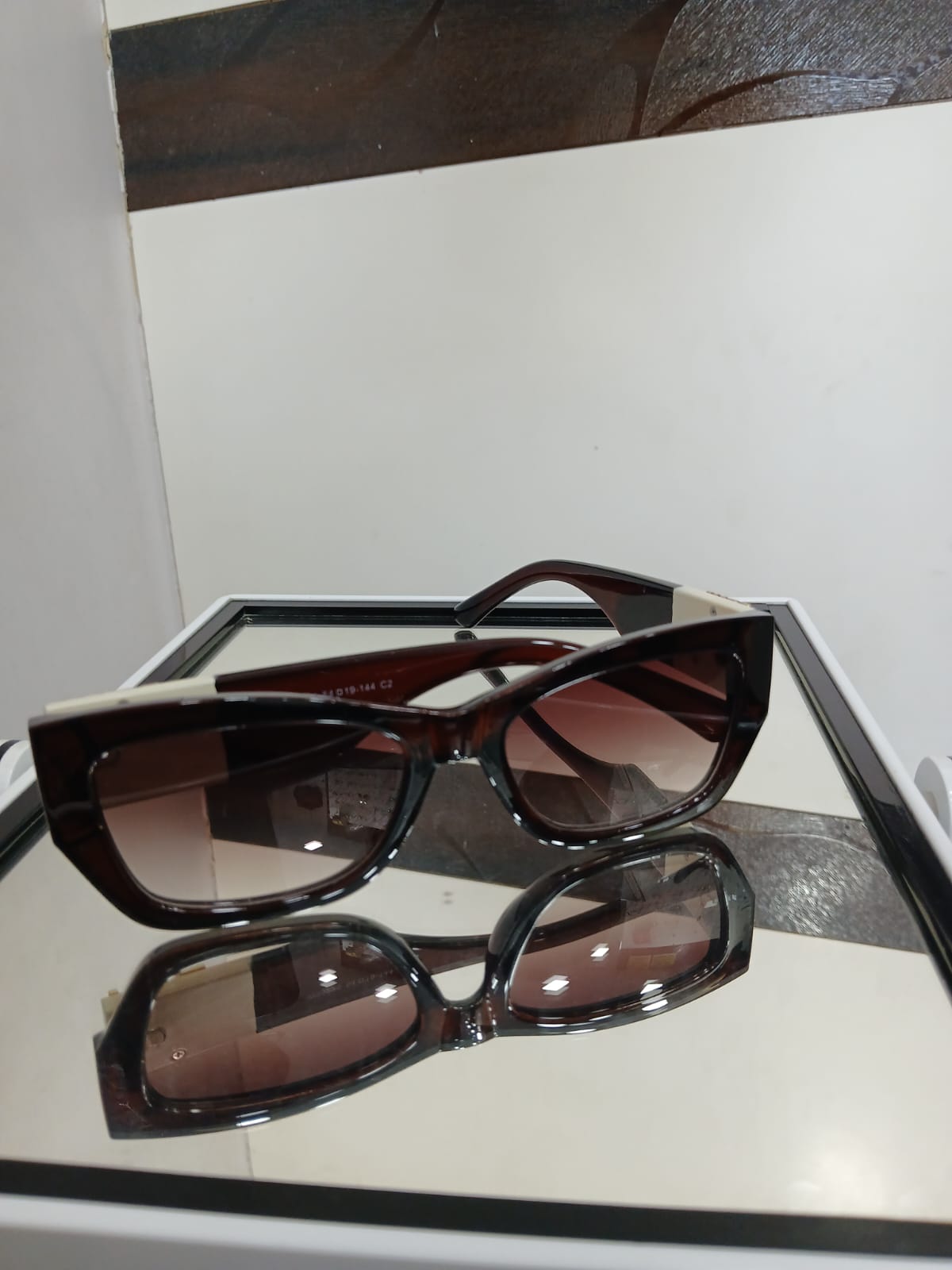 sunglasses - Brown Thumbnail