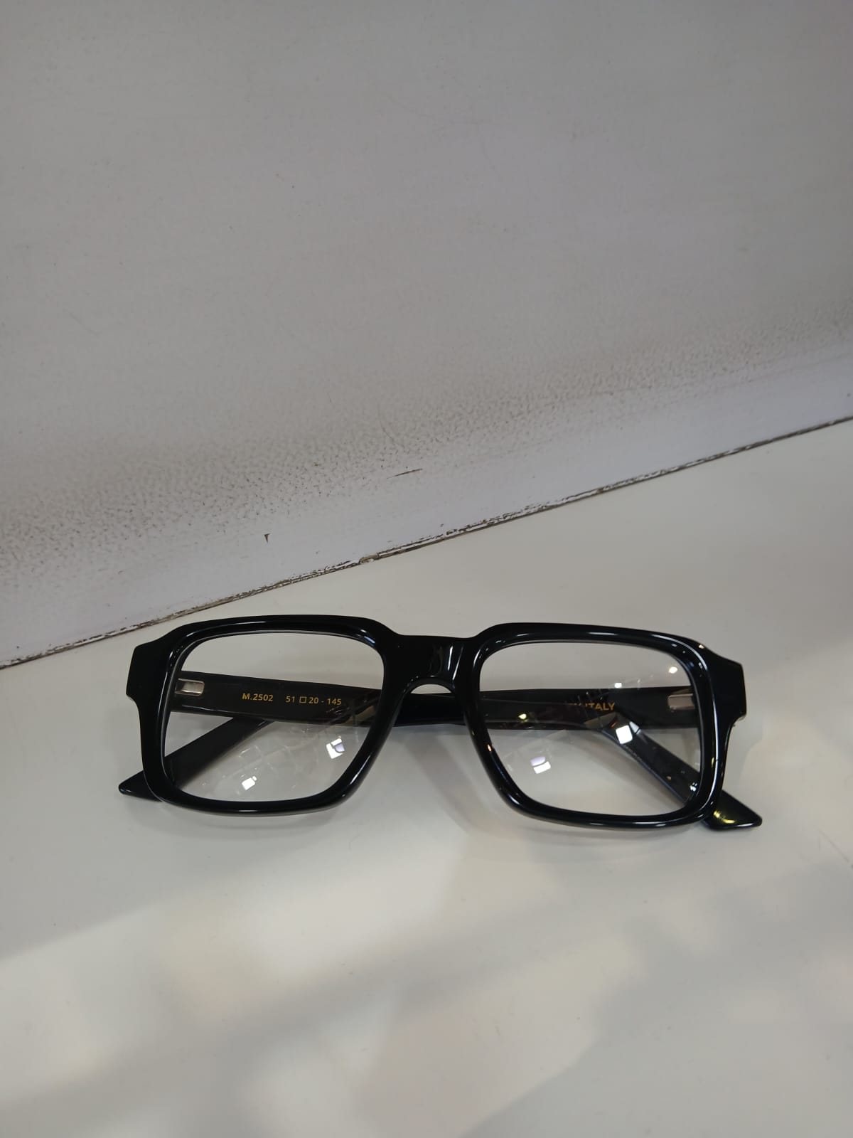 EYEGLASS - Black Thumbnail