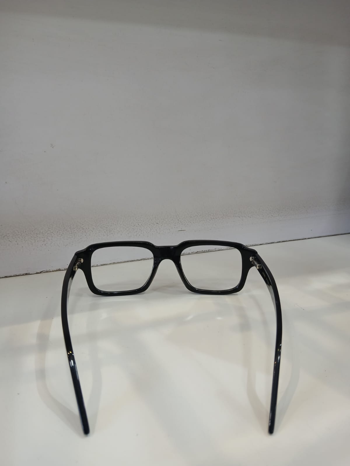 EYEGLASS - Black Thumbnail