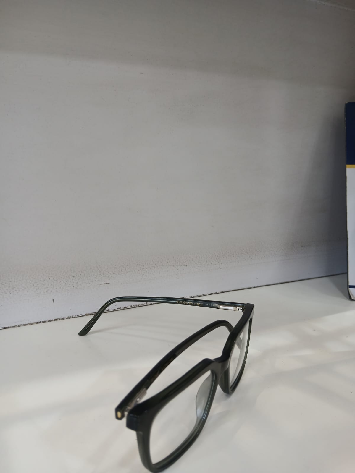 EYEGLASS - Grey Thumbnail