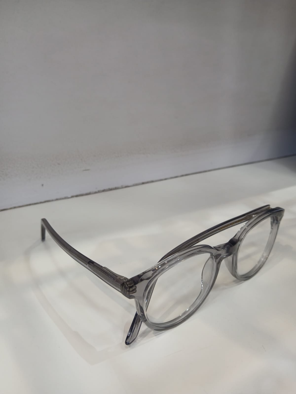 EYEGLASS - Gray