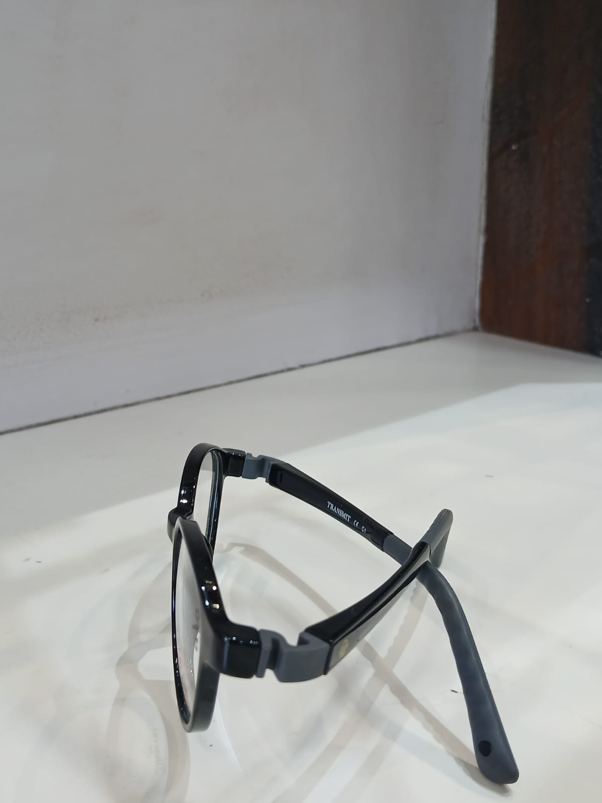EYEGLASS - Black Thumbnail