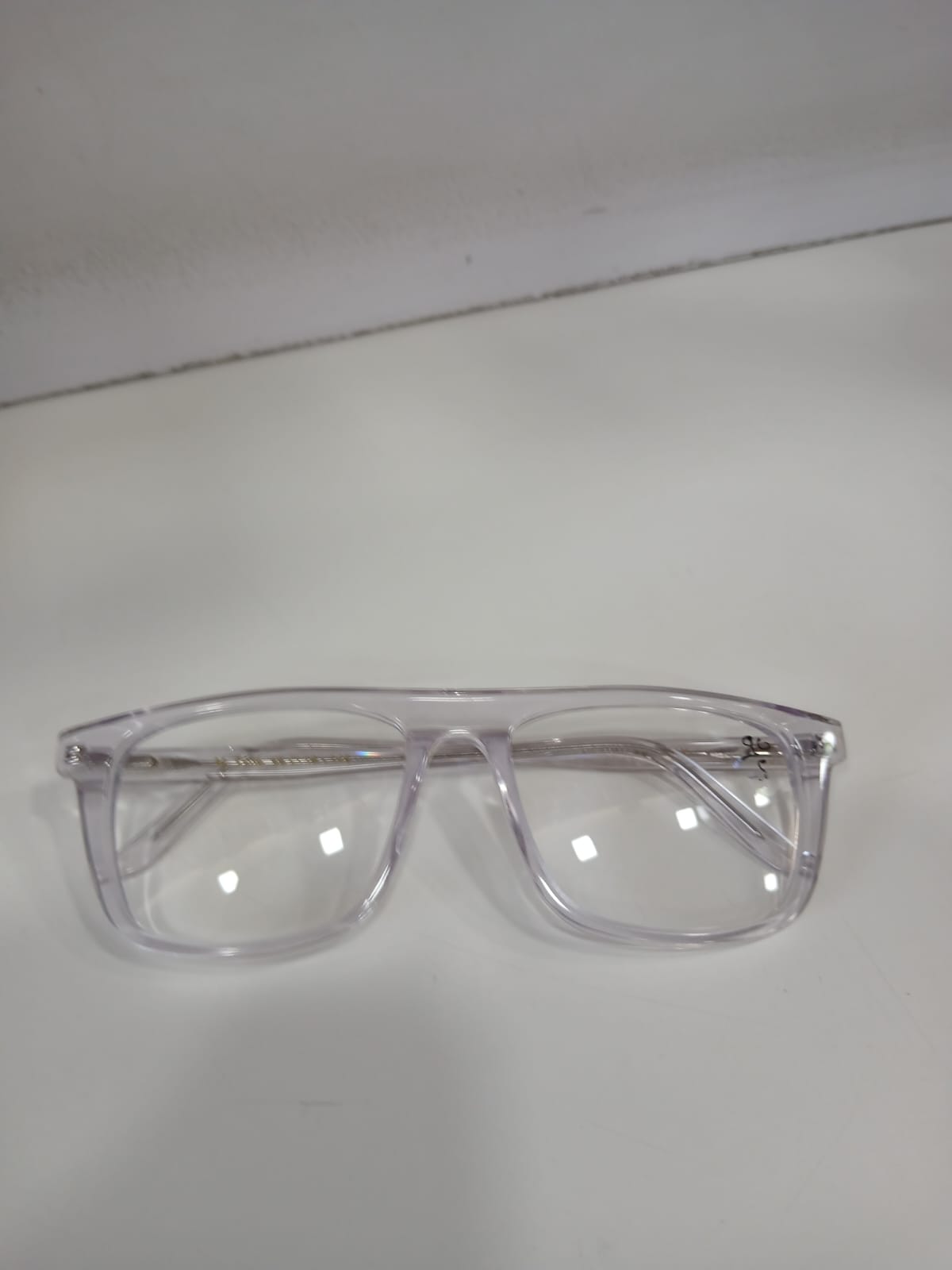EYEGLASS - White Thumbnail