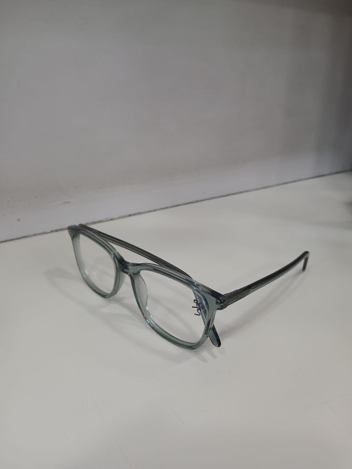 EYEGLASS - Green Thumbnail