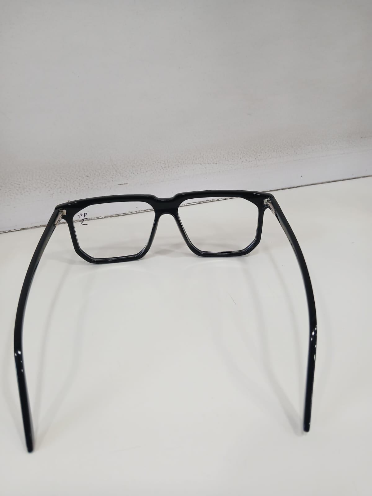 EYEGLASS - Black Thumbnail