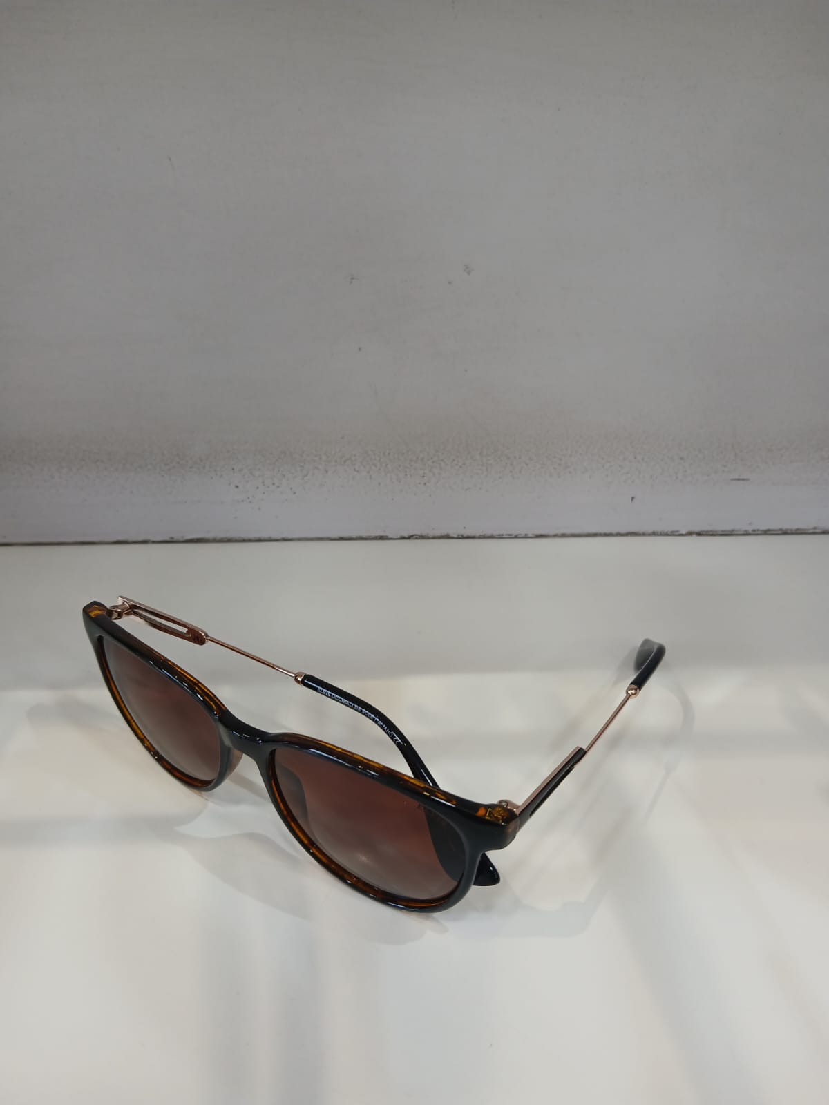 sunglasses - Brown Thumbnail