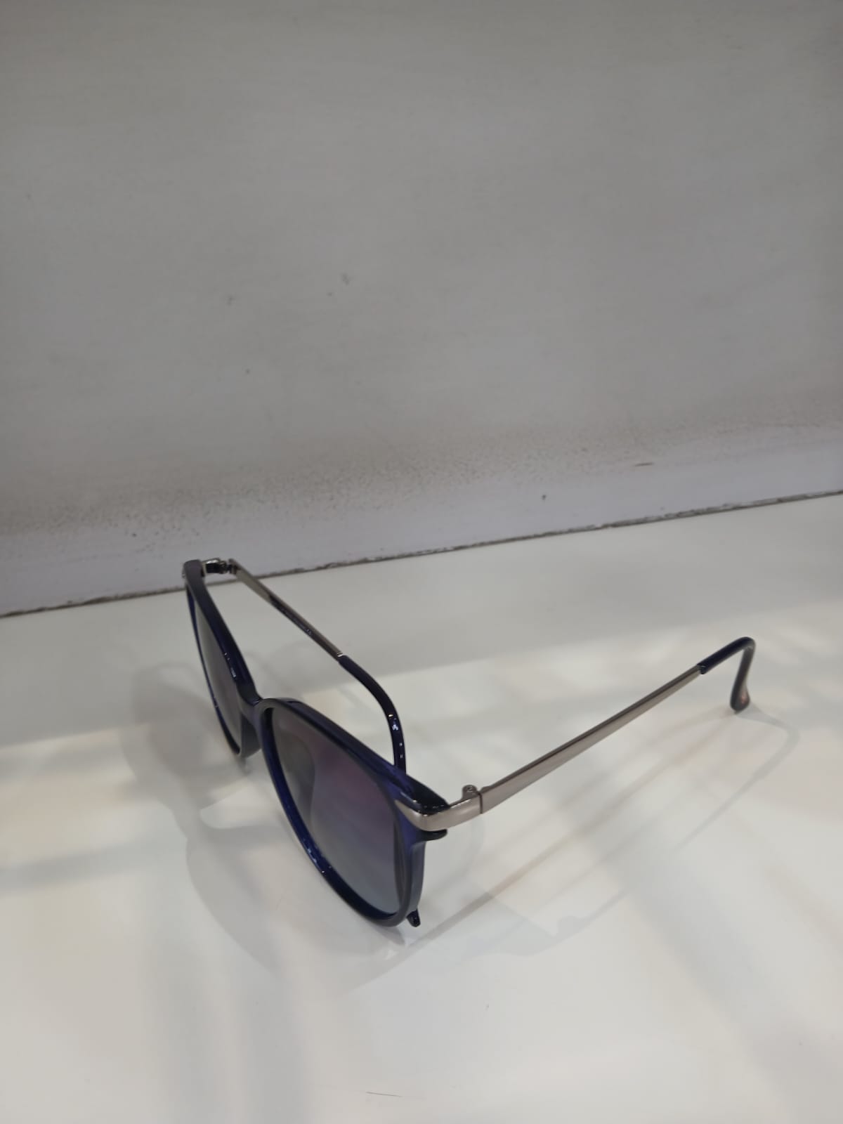 sunglasses - Black Thumbnail
