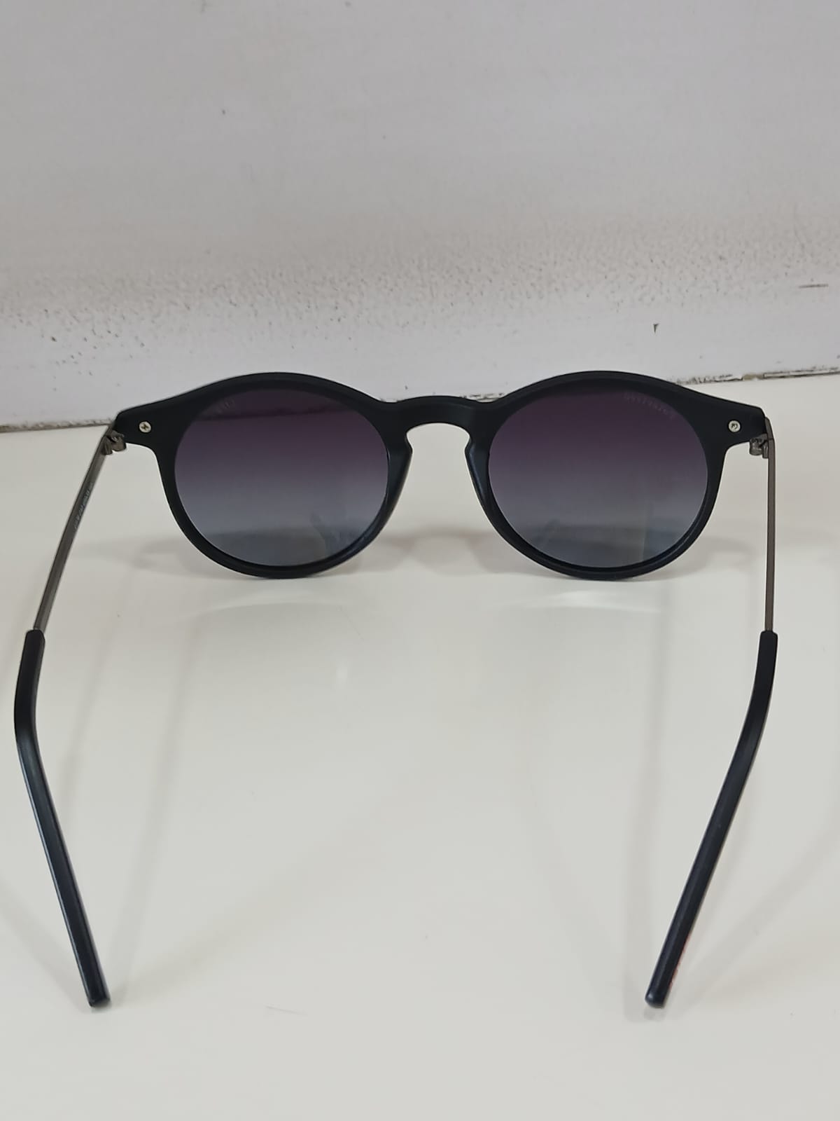 sunglasses - Black Thumbnail