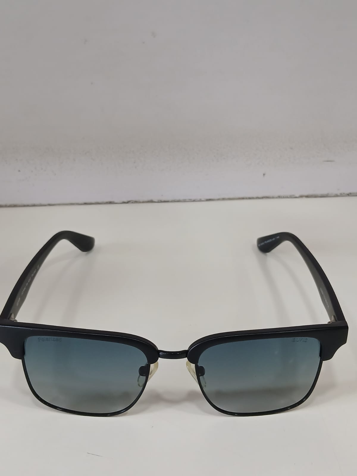 sunglasses - Black Thumbnail