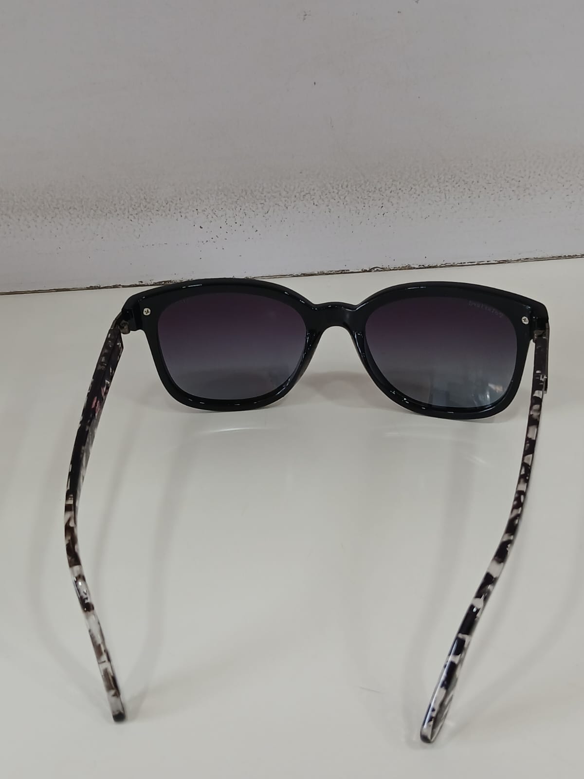 sunglasses - Black