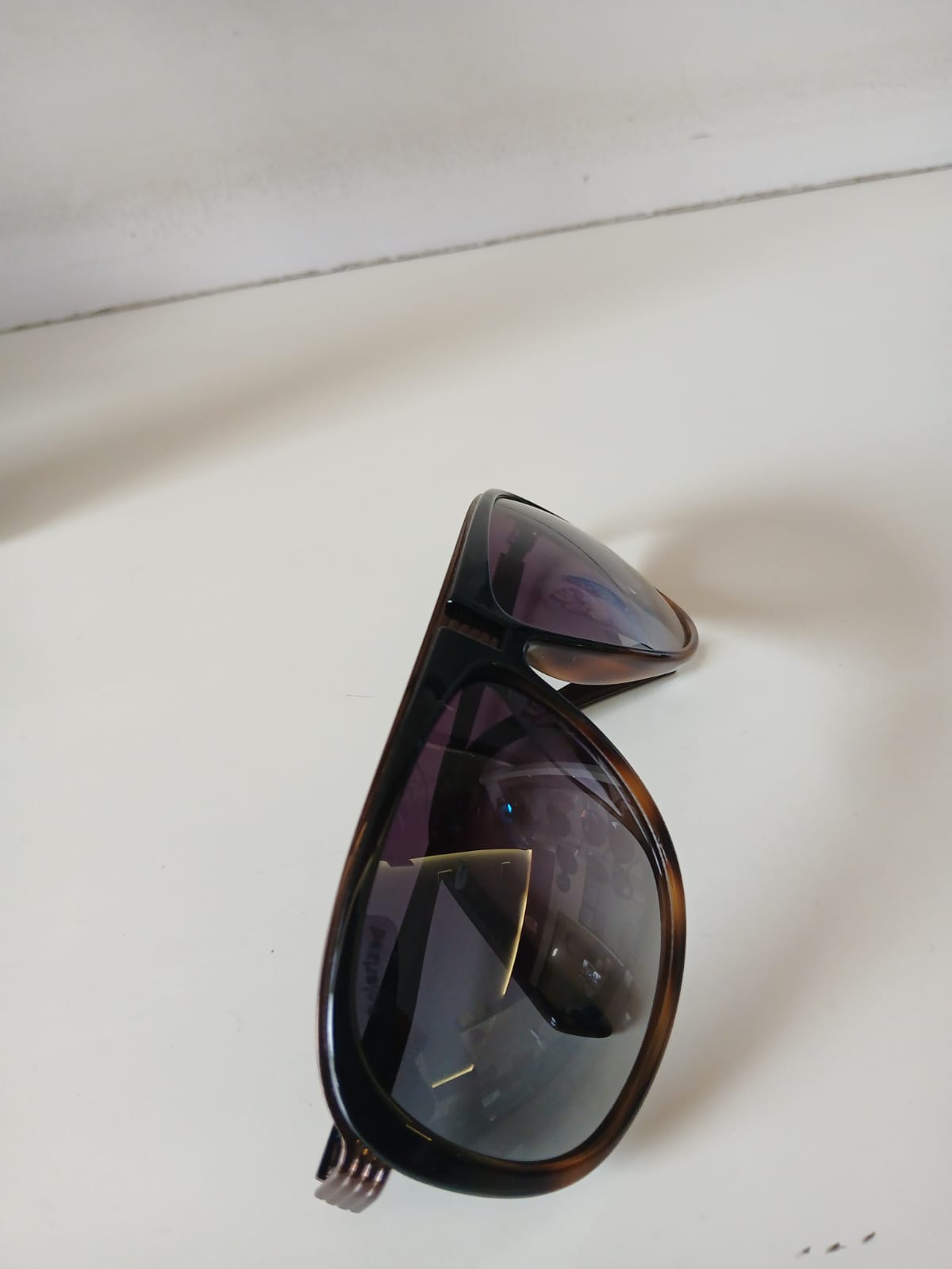 sunglasses - Brown Thumbnail