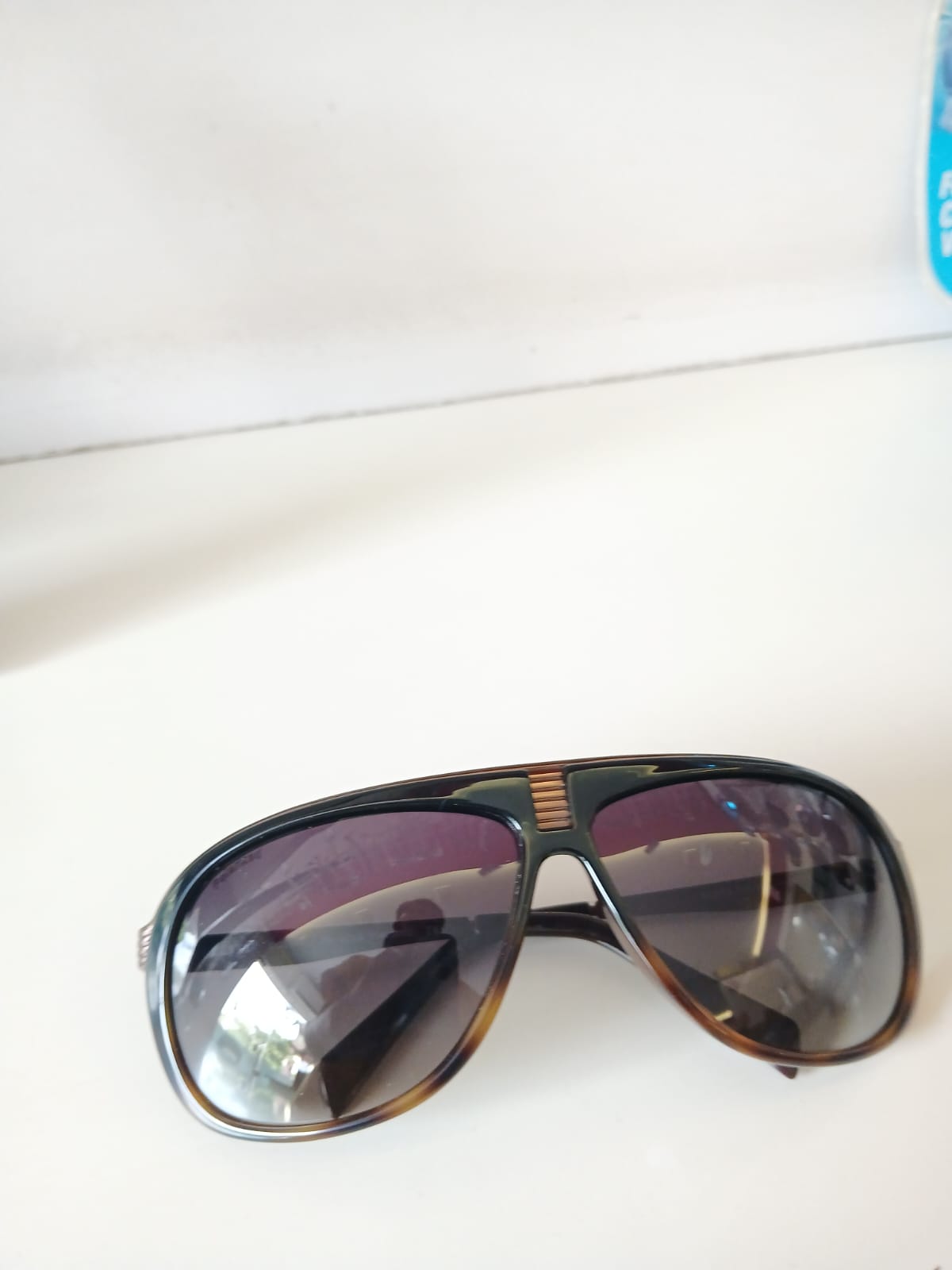 sunglasses - Brown Thumbnail