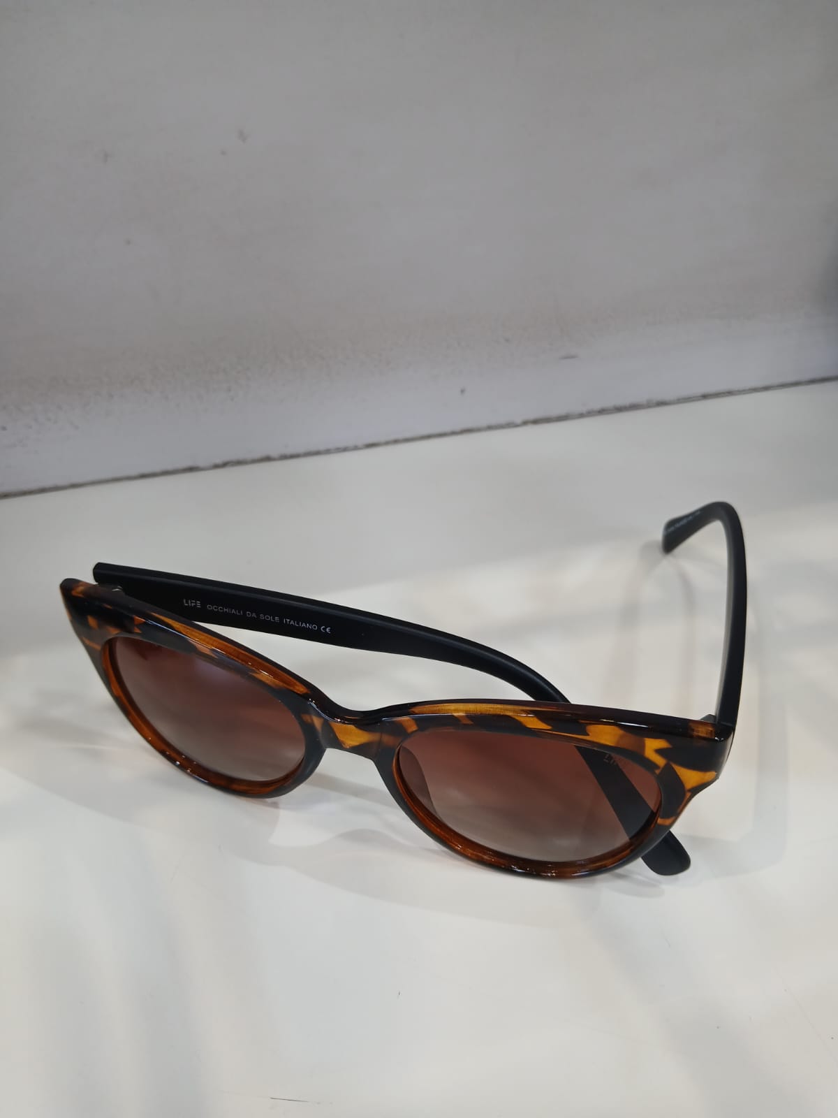 sunglasses - Brown Thumbnail