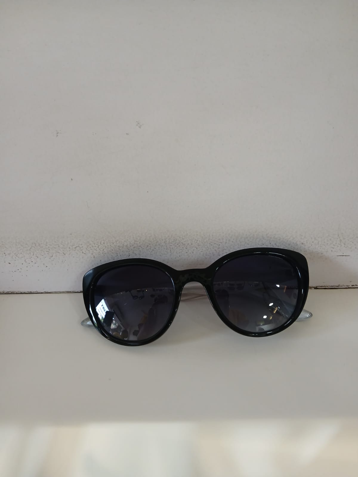sunglasses - Black Thumbnail