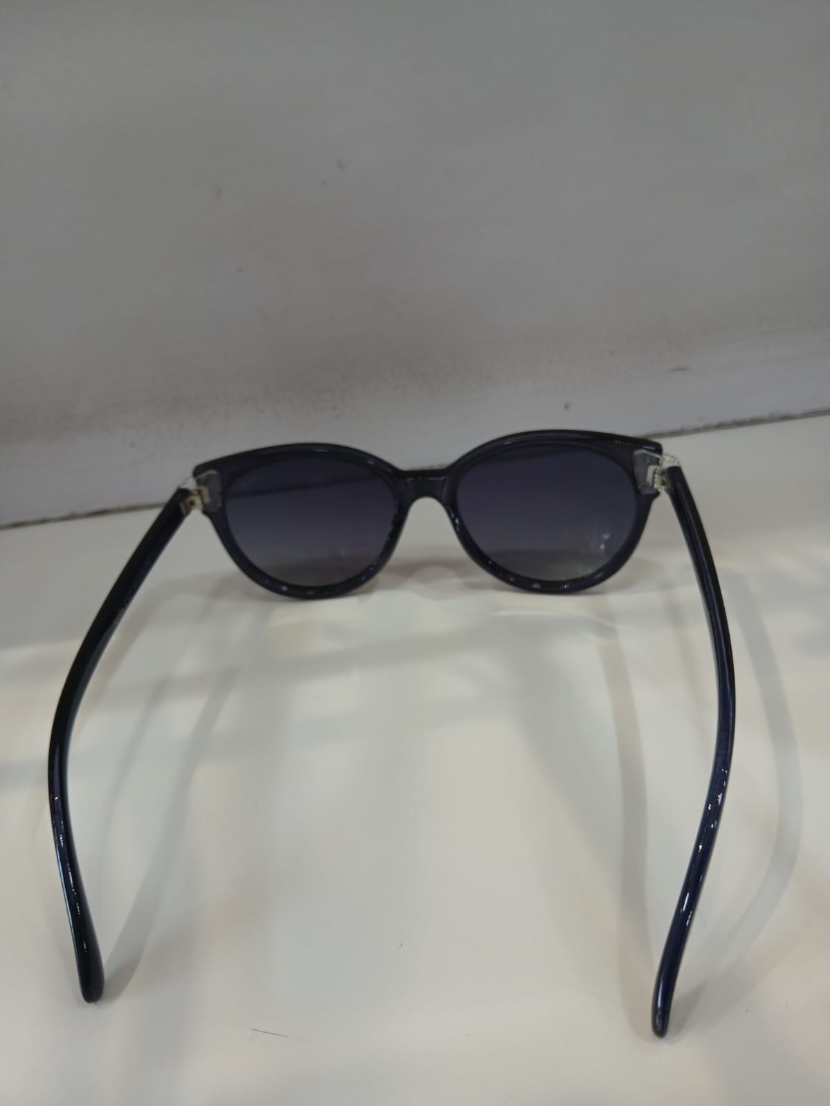 sunglasses - Black Thumbnail