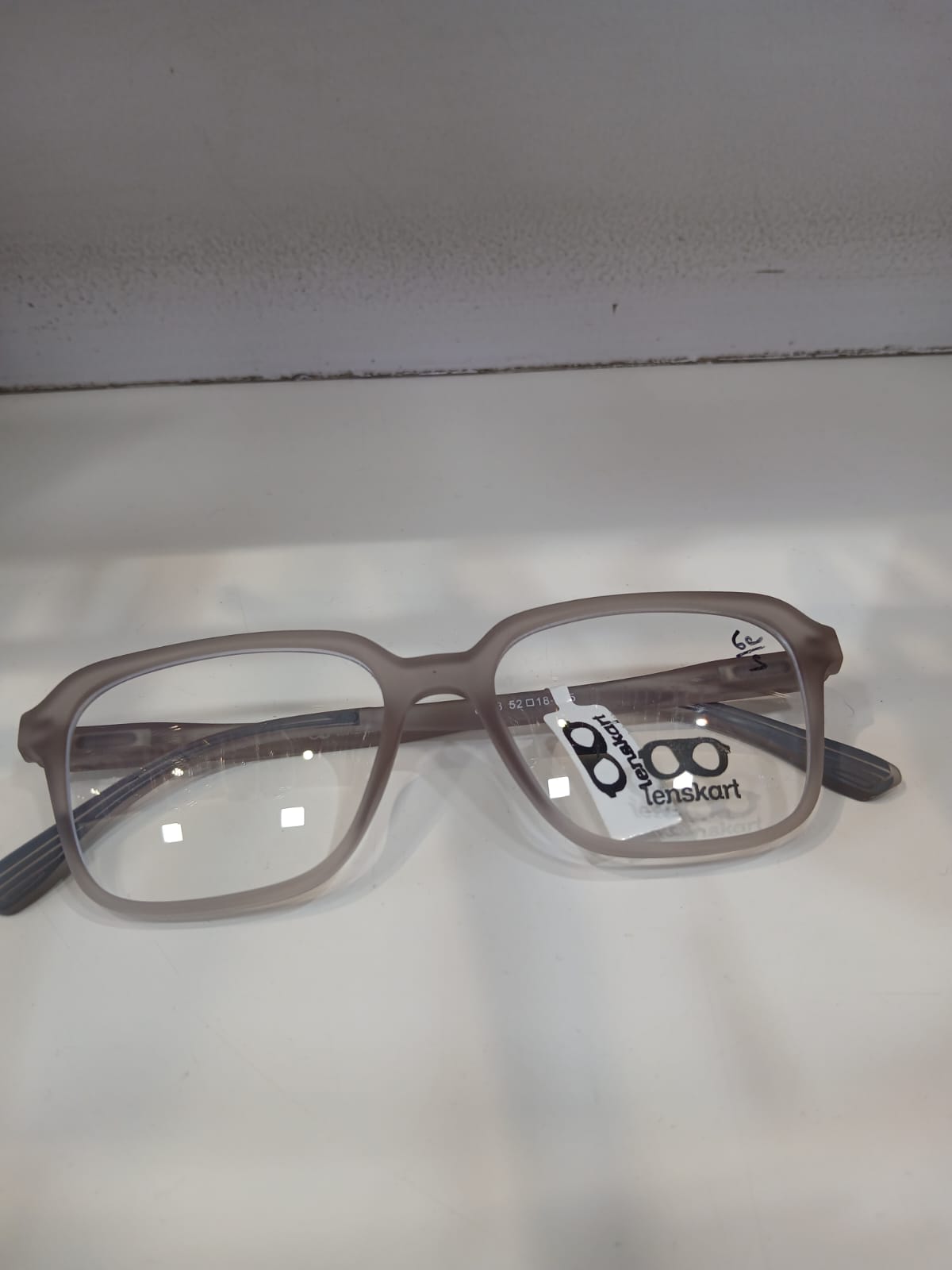 EYEGLASS - Tan