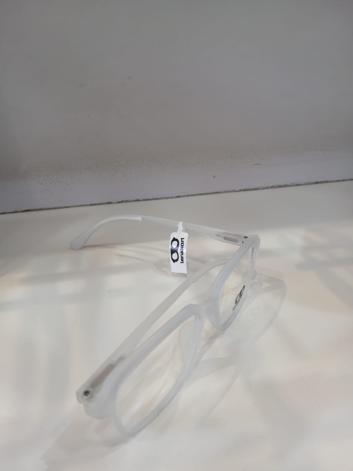 EYEGLASS - White Thumbnail
