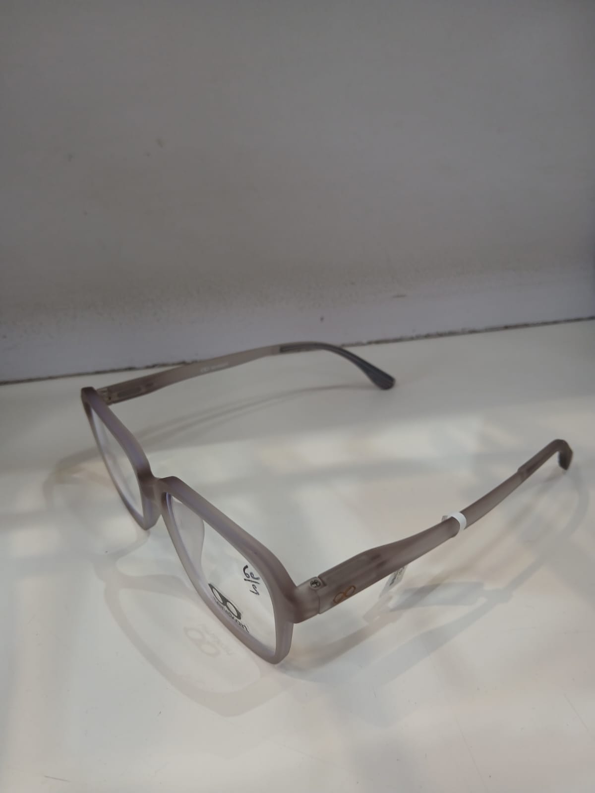 EYEGLASS - Gray