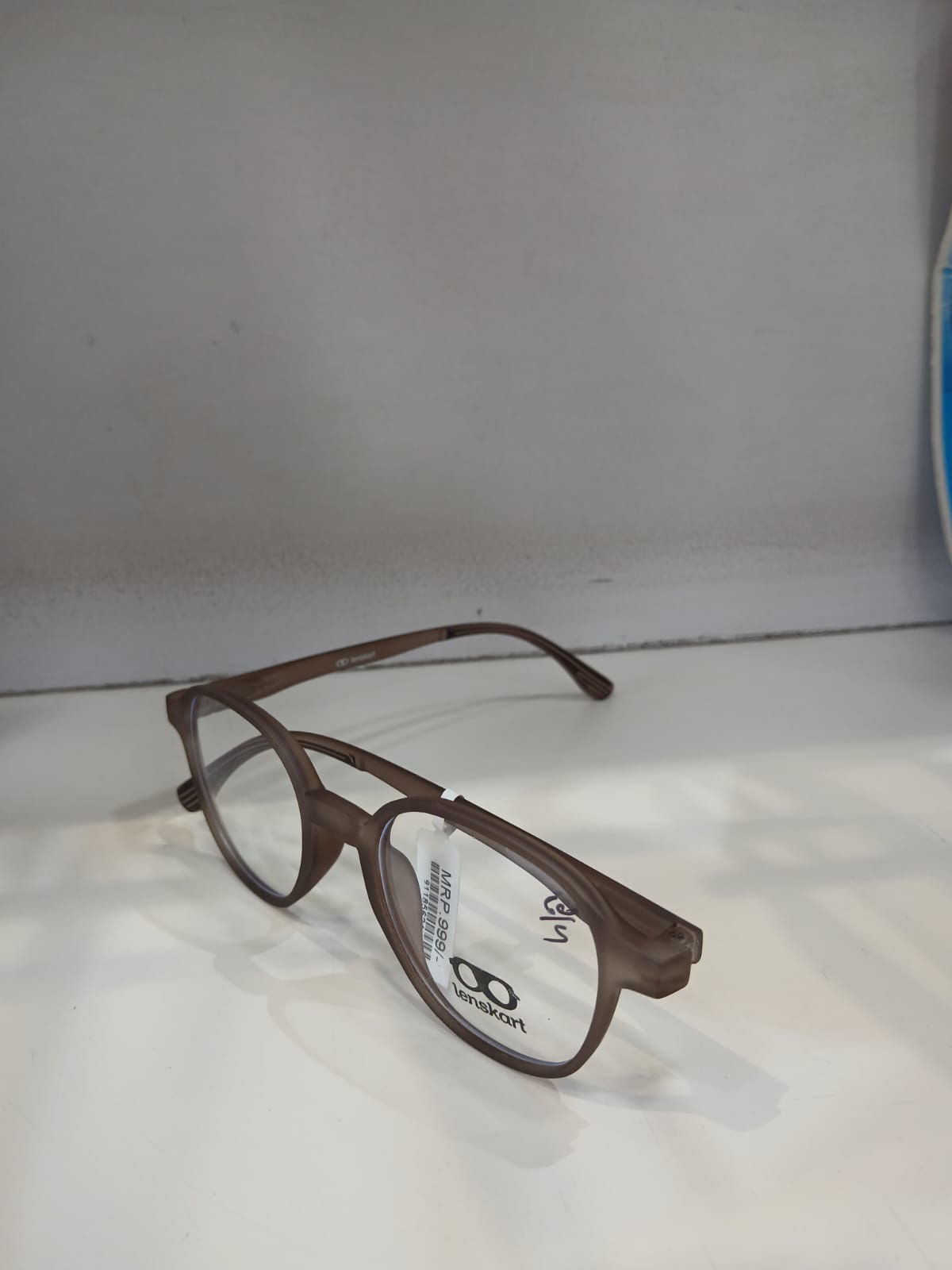 EYEGLASS - Brown Thumbnail
