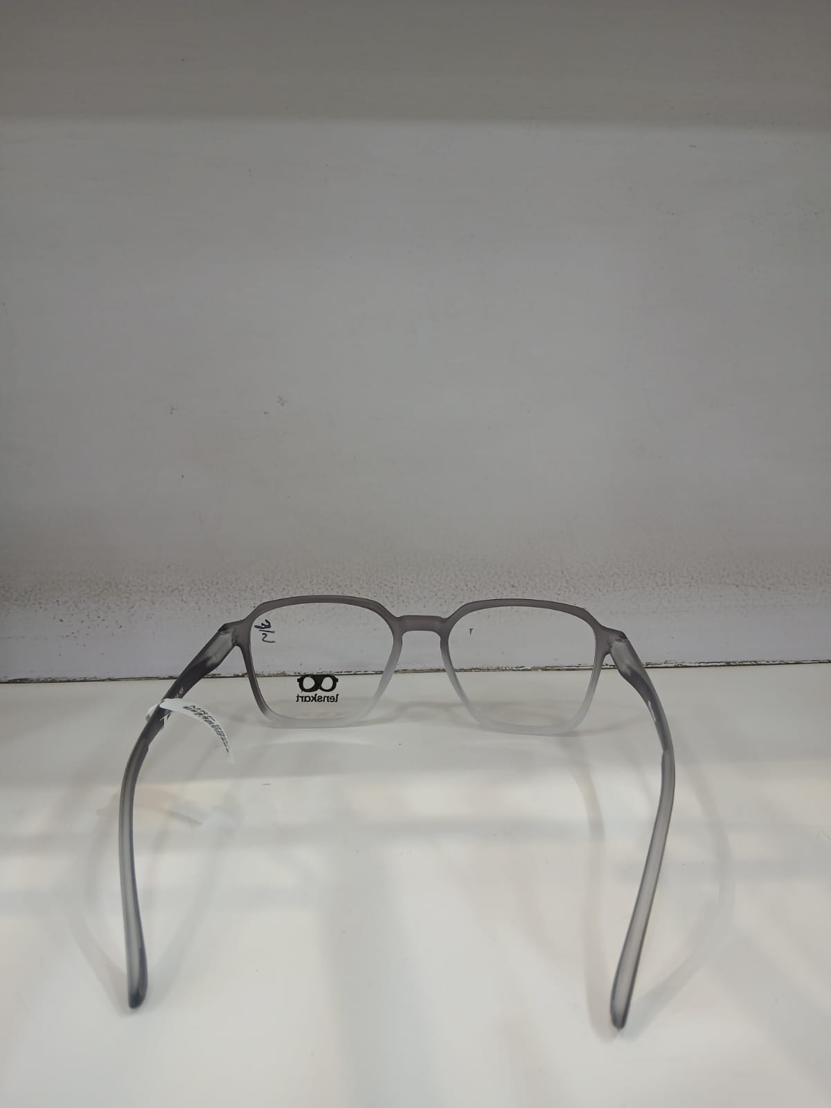 EYEGLASS - Gray Thumbnail