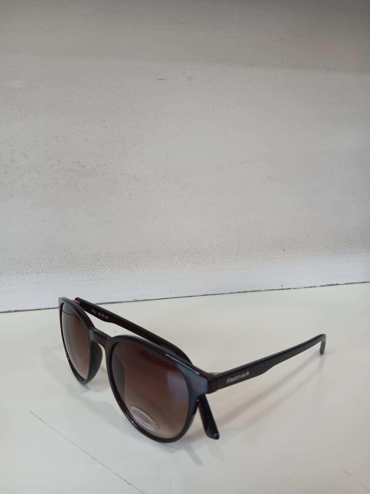 sunglasses - Brown Thumbnail