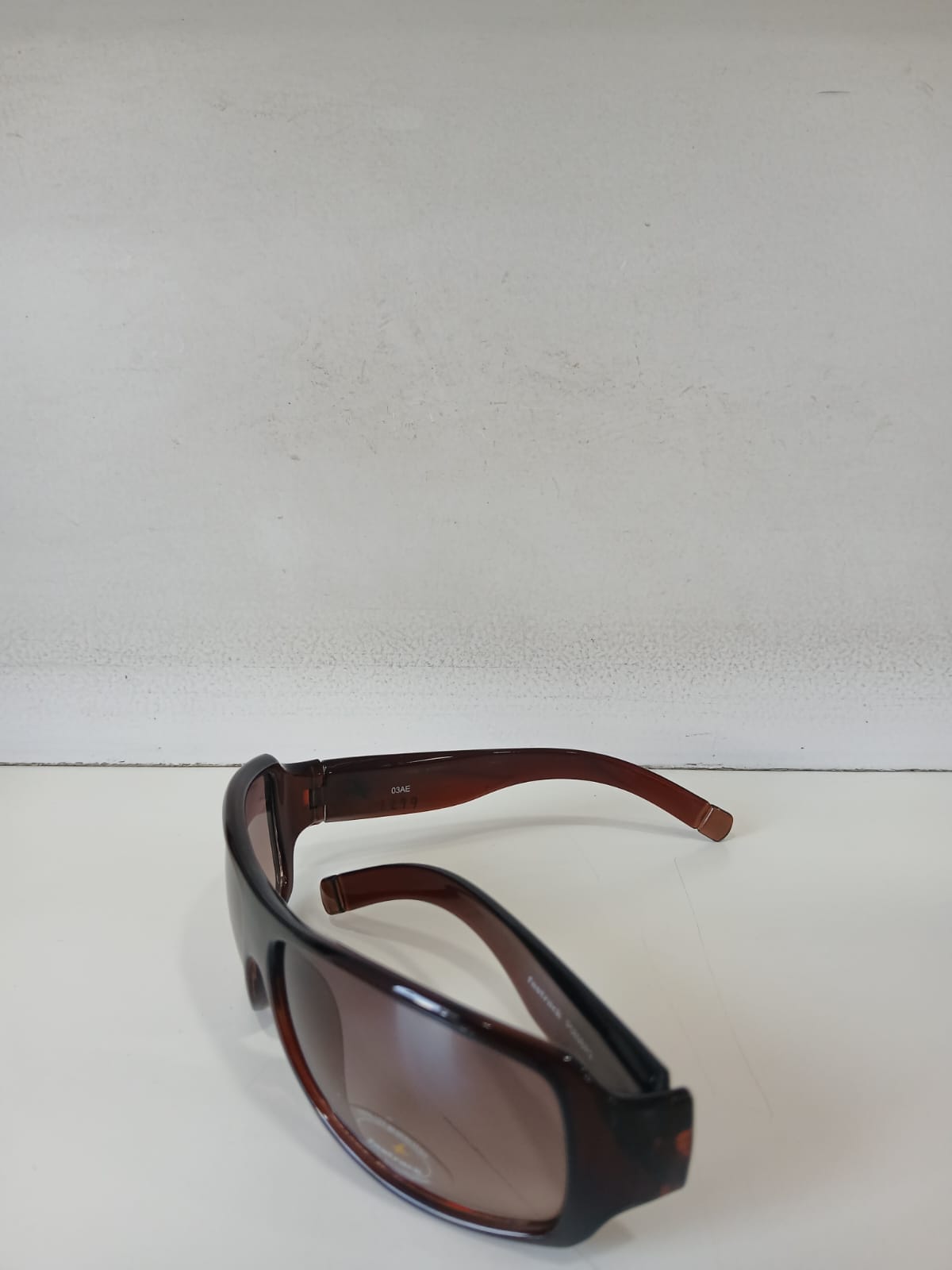 sunglasses - Brown Thumbnail