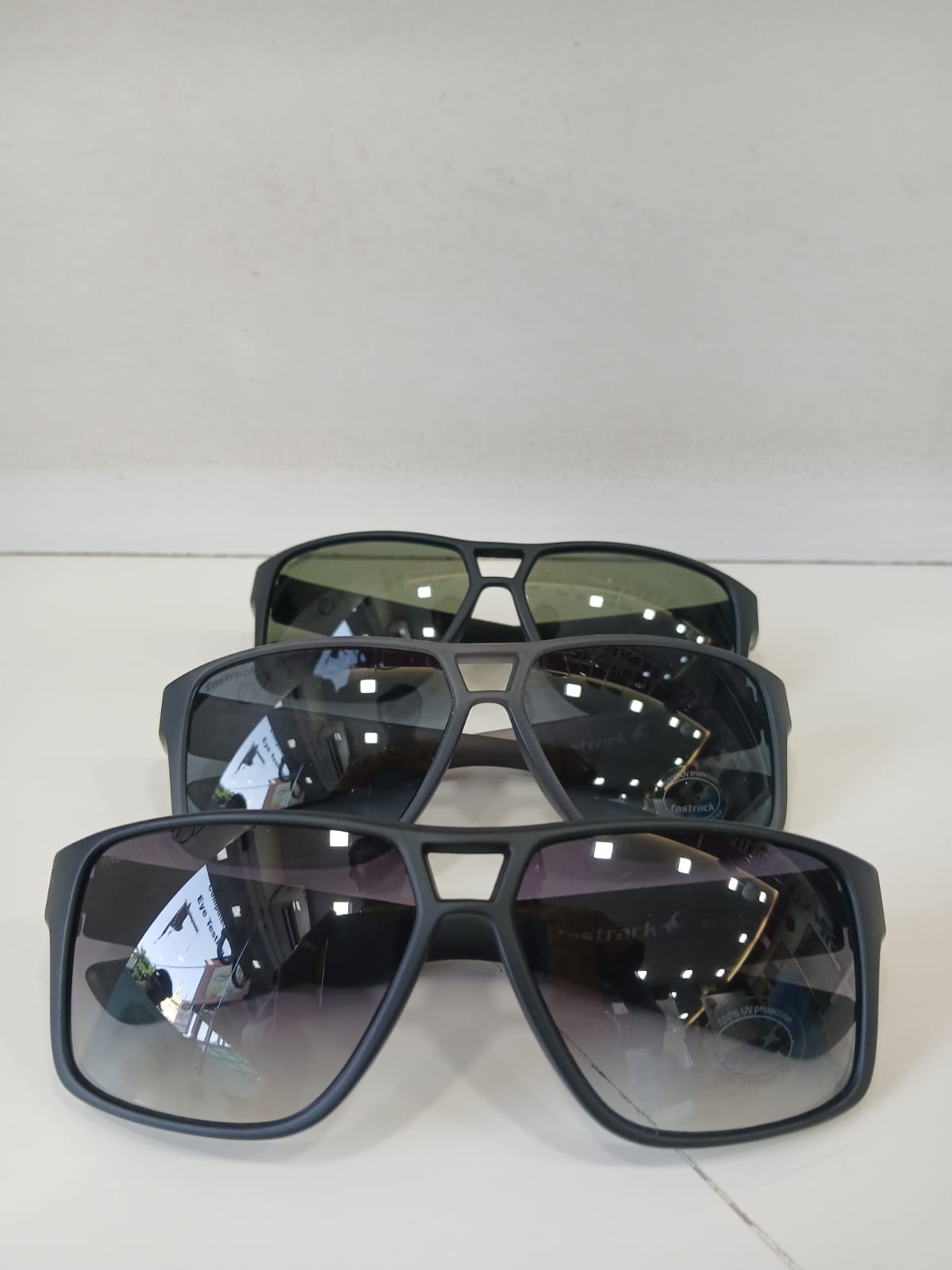 sunglasses - Black Thumbnail